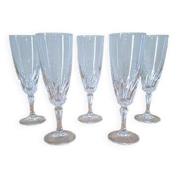 5 crystal stemmed glasses