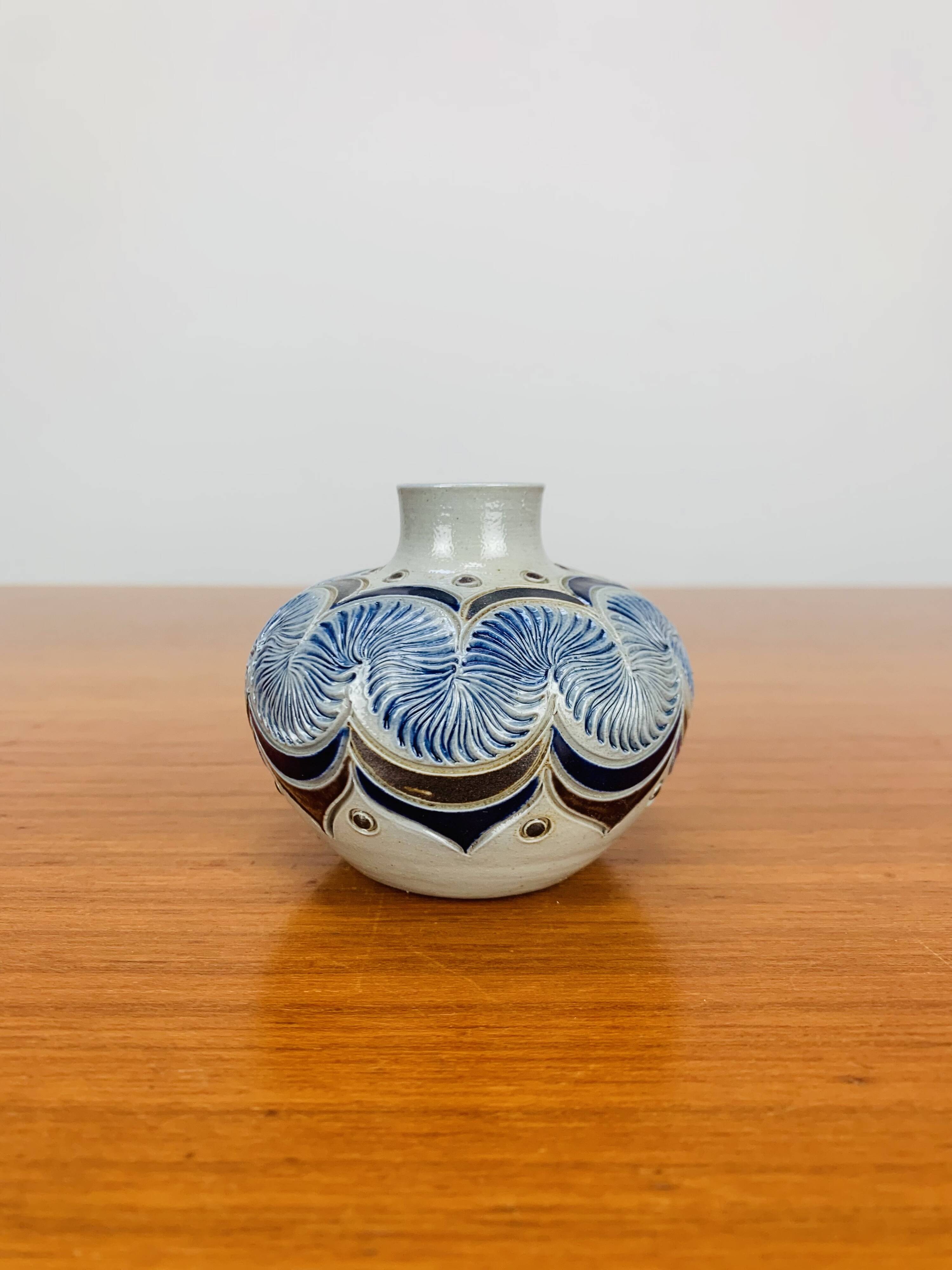 Art Deco vase in Alsace sandstone from Betschdorf