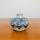 Art Deco vase in Alsace sandstone from Betschdorf