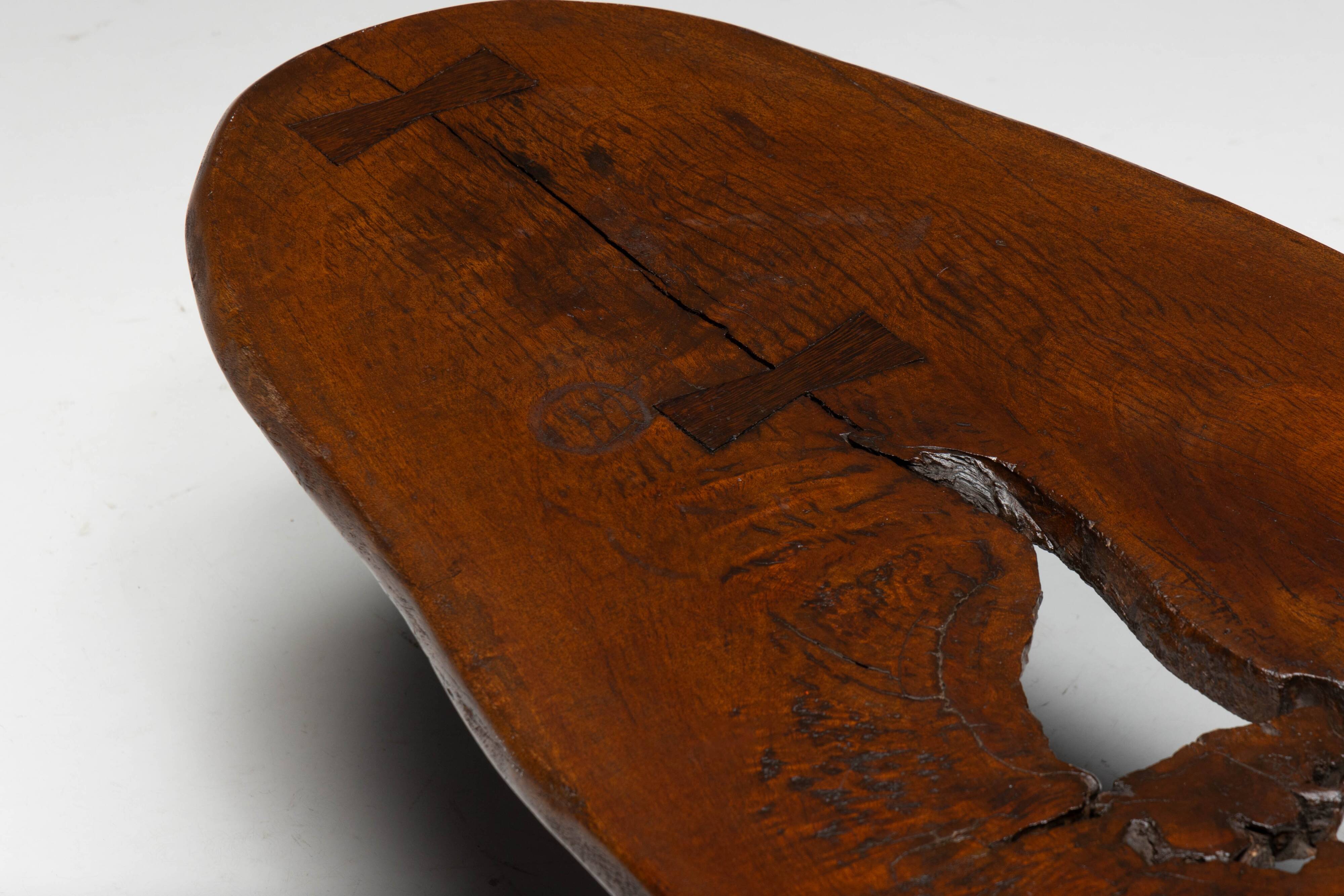 Table basse moderne organique avec vide naturel, France, milieu du 20e siècle