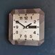 Horloge vintage pendule murale silencieuse carrée "Vedette gris argent"