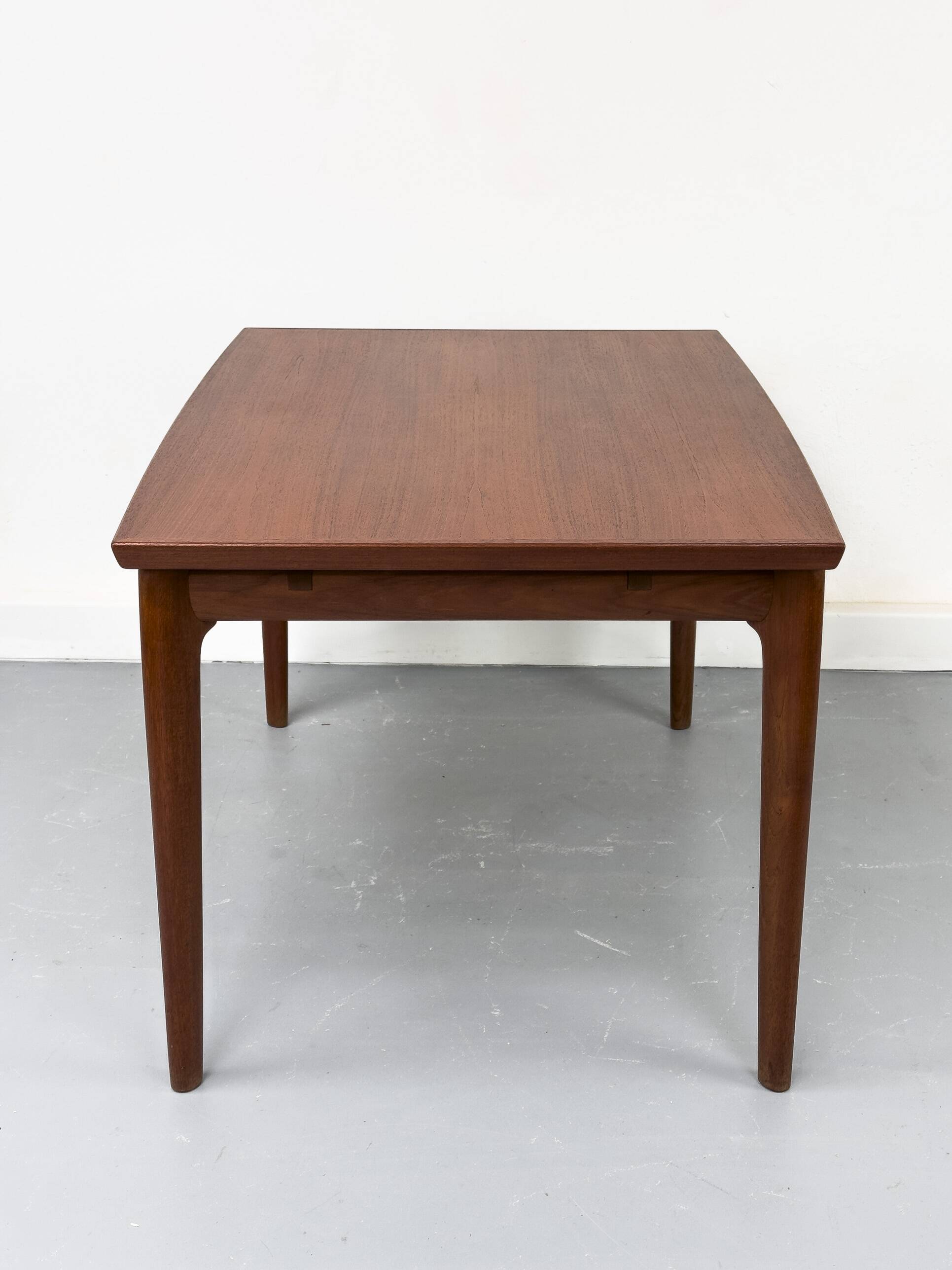 Table extensible en teck par Grete Jalk pour Glostrup, 1960