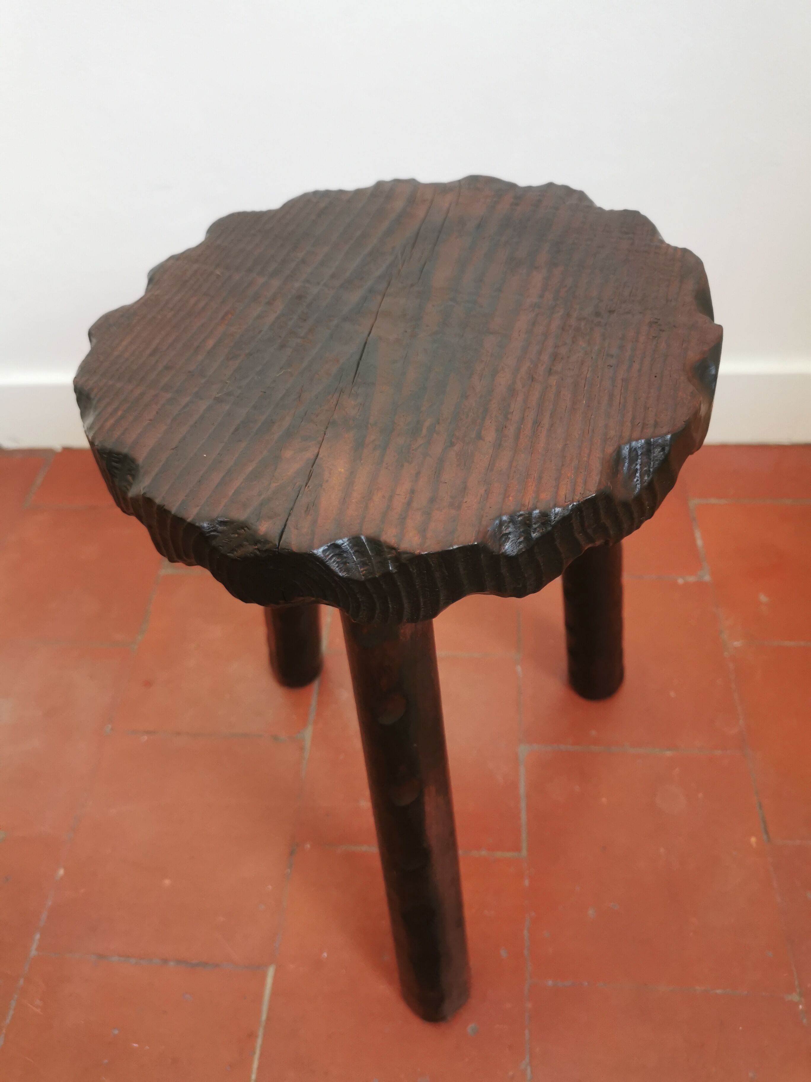 Tripod milking stool