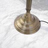 Articulated desk lamp