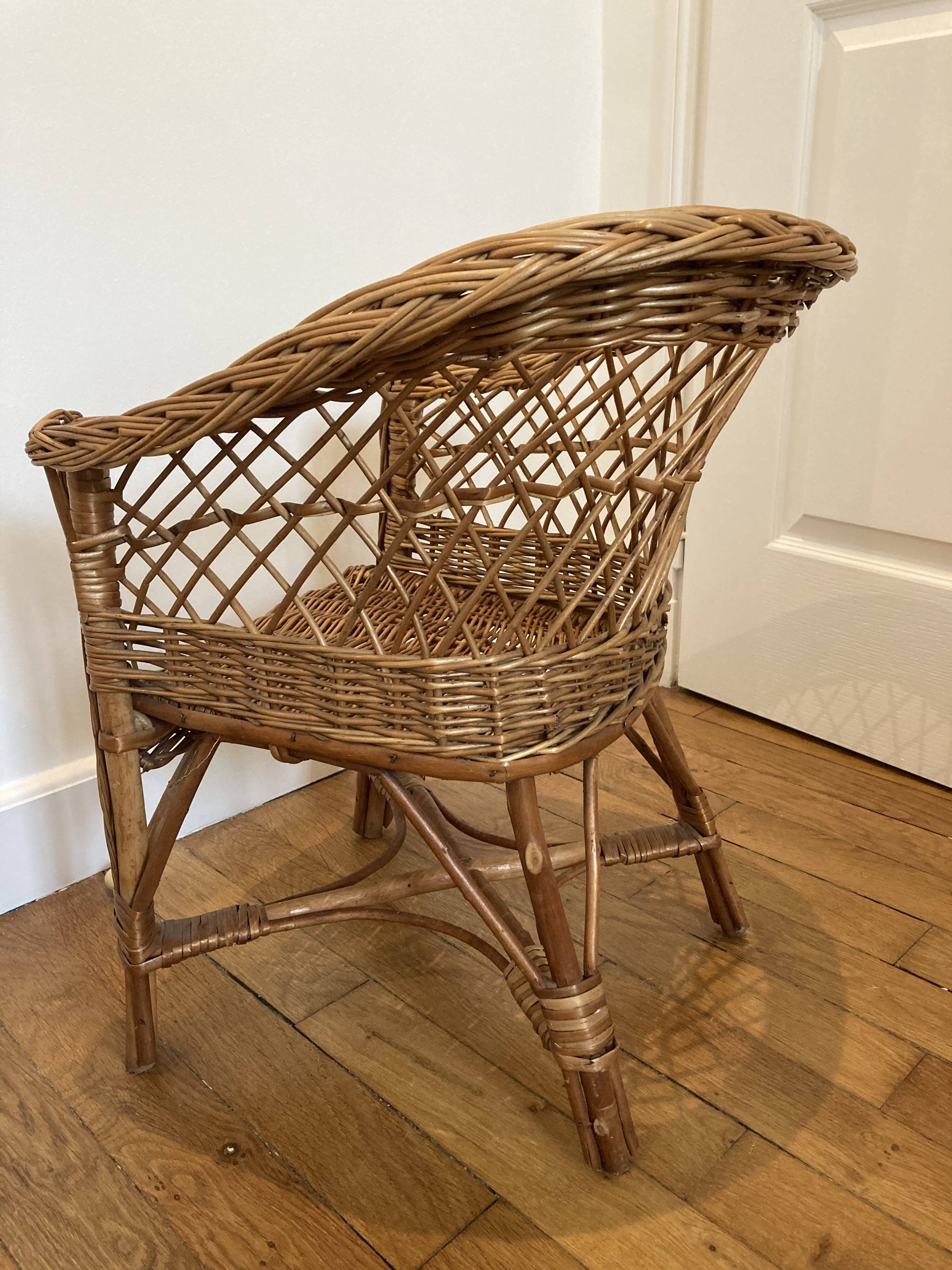 Wicker children's chair