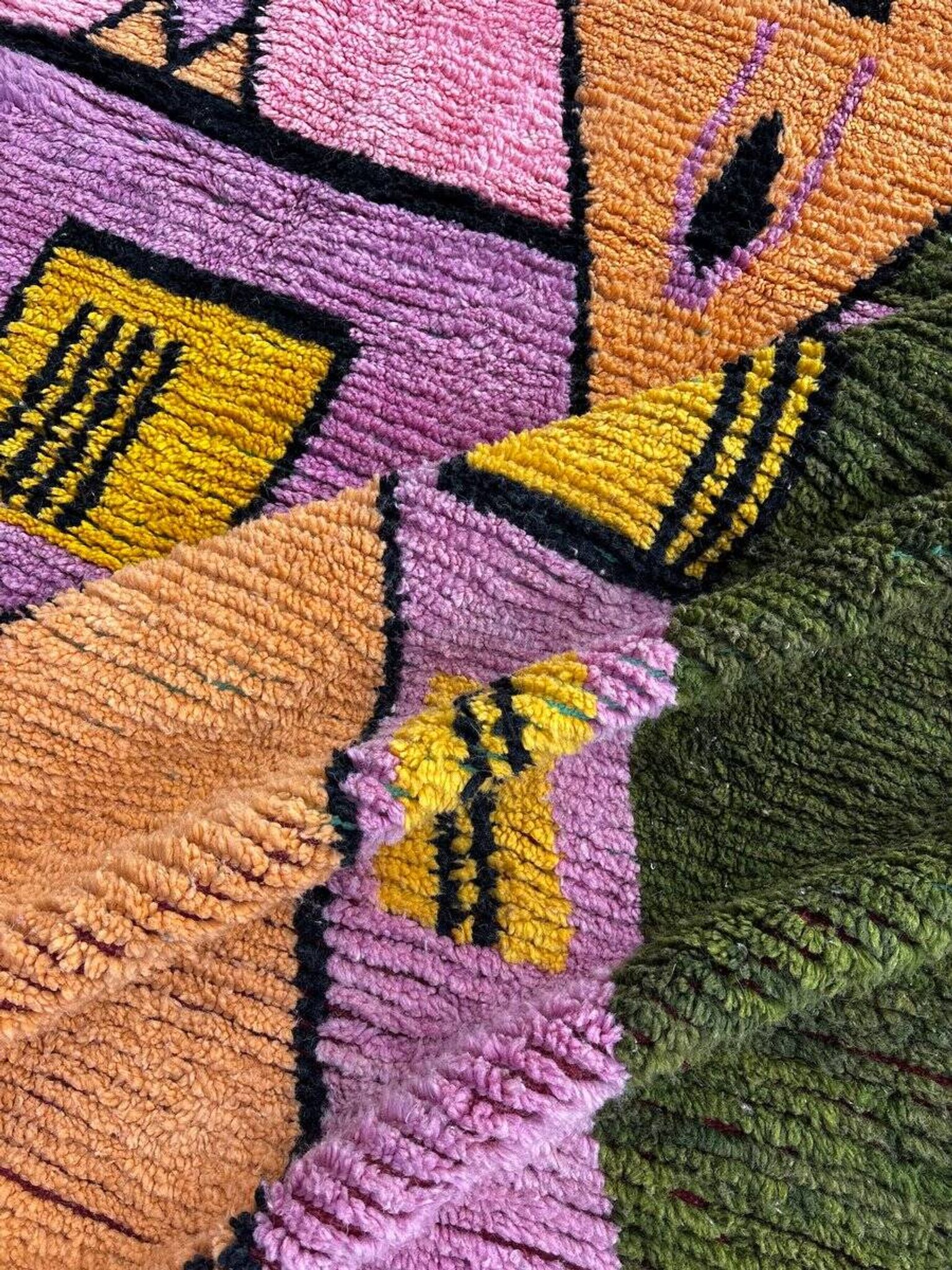 Modern Moroccan Boujad multicoloured Berber rug