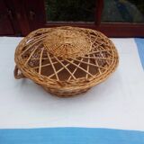 Basket with openwork lid