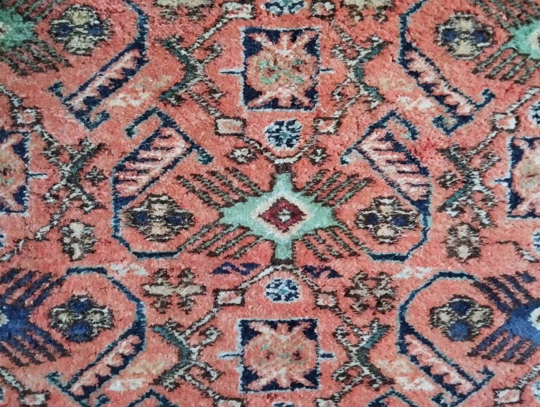 Handmade Persian rug 160x103cm