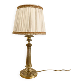 Bedside lamp