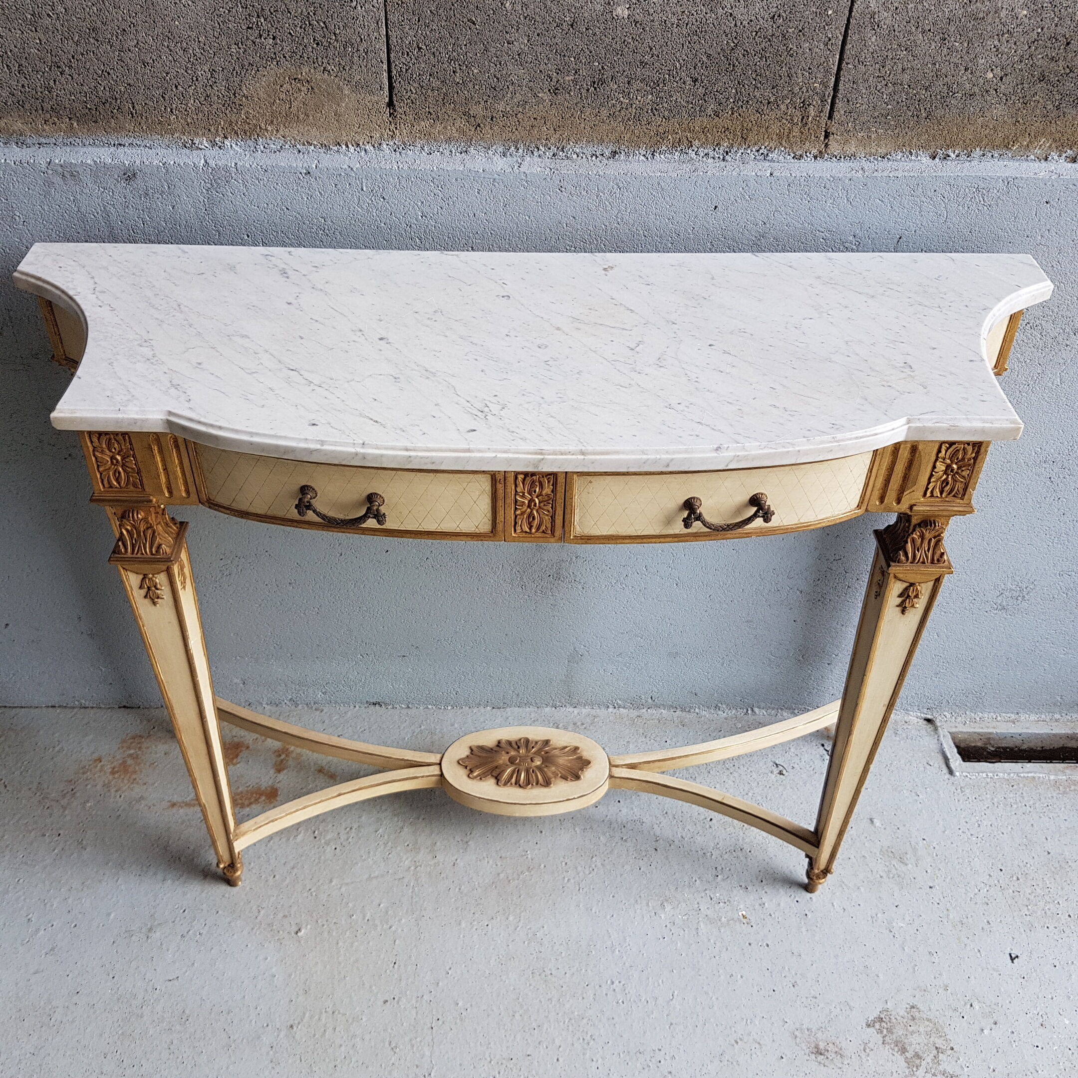 Console style Louis XVI