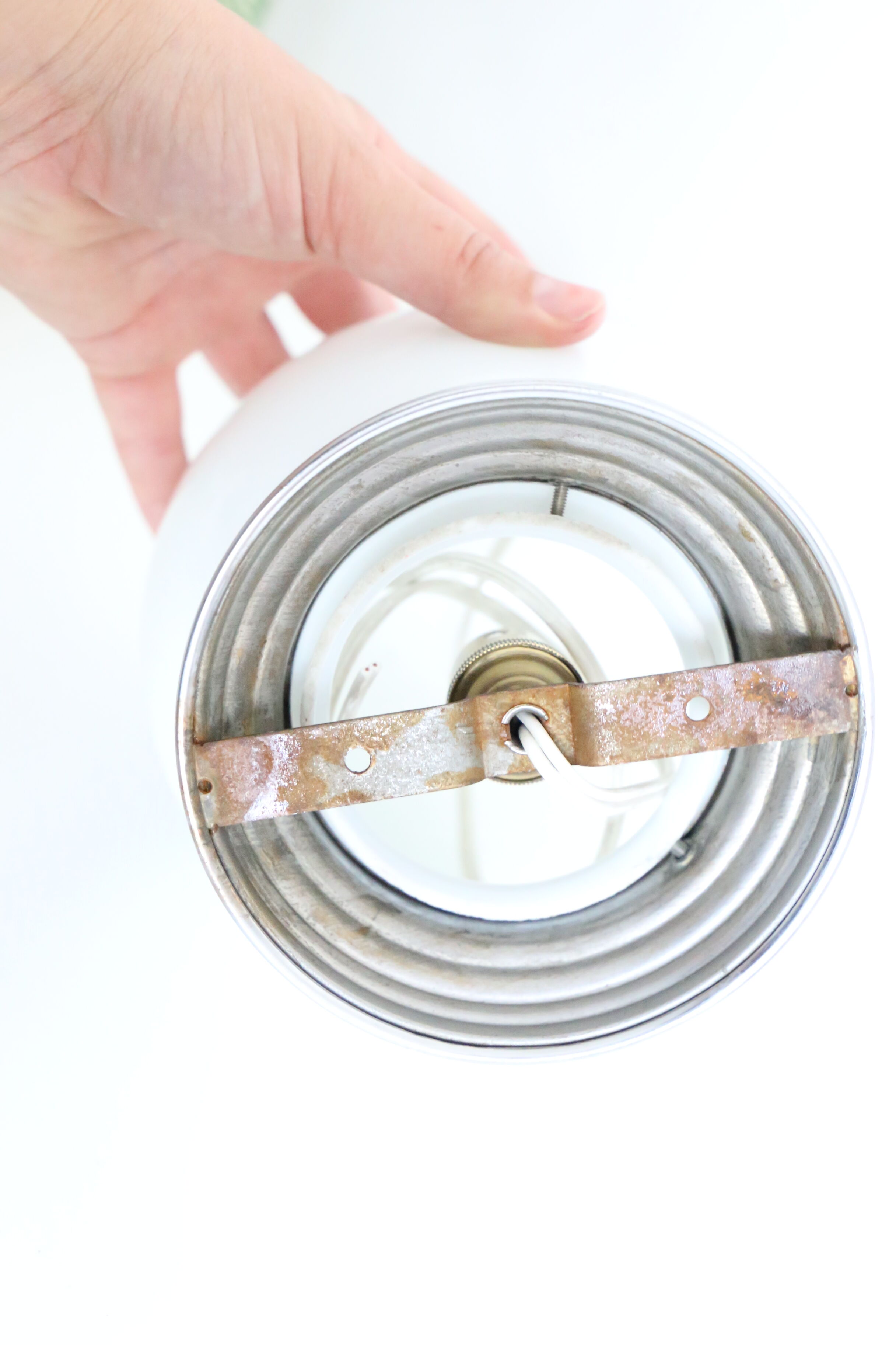 Opaline platyin ball on stainless base