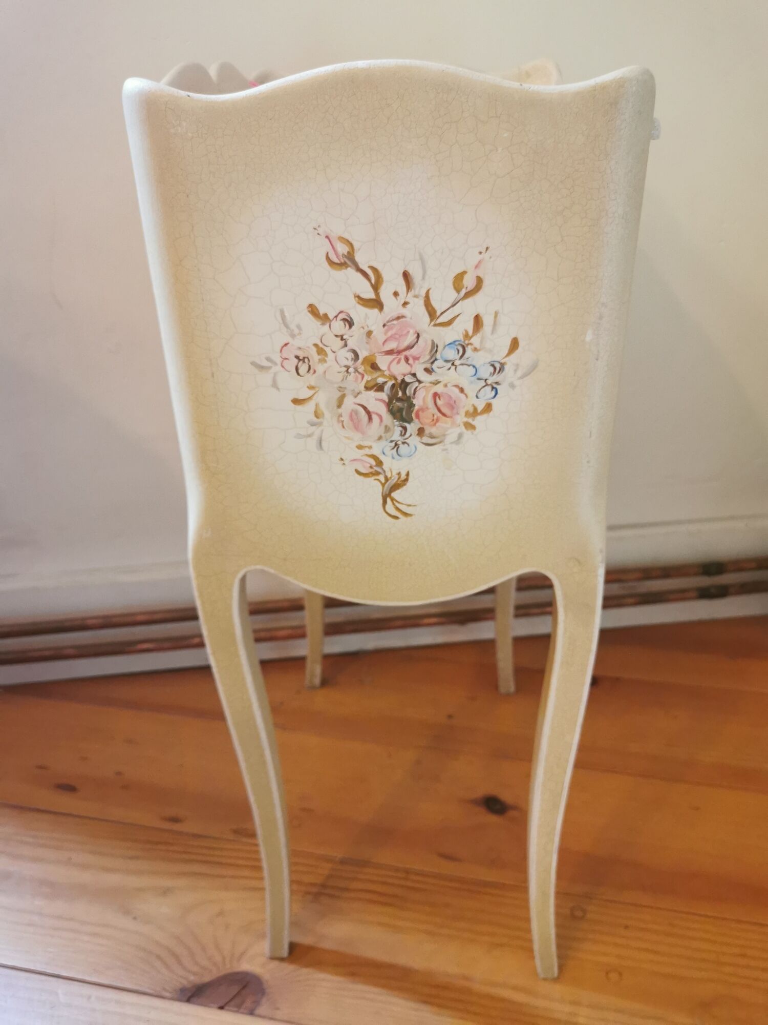 Pair of bedside tables louis XV style XX th century, painted floral decoration