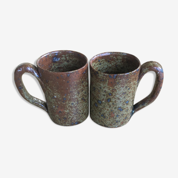 Duo de mugs en grès