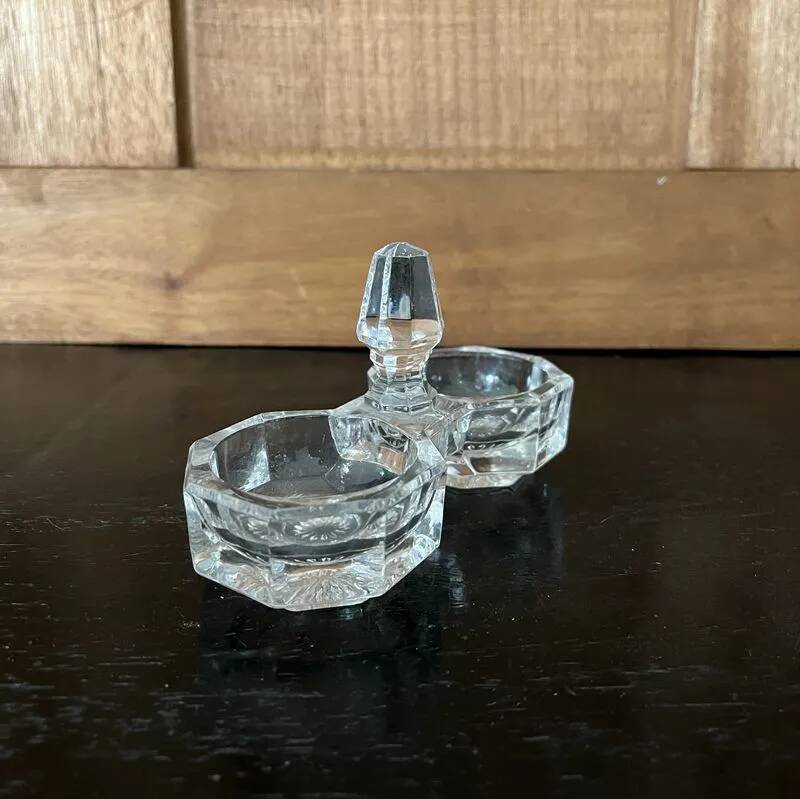 Ancienne salière et poivrière