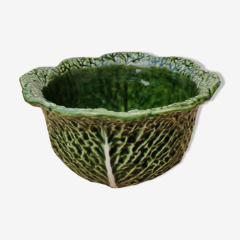 Salad bowl in vintage slurry, cabbage leaves