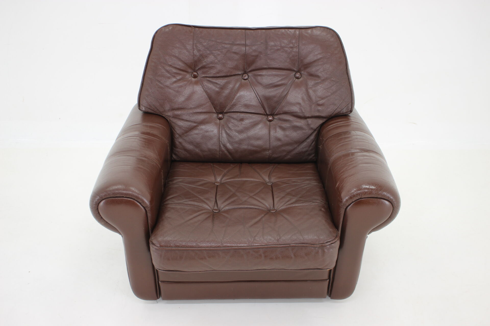 Fauteuil en cuir brun danois des années 1970, Danemark