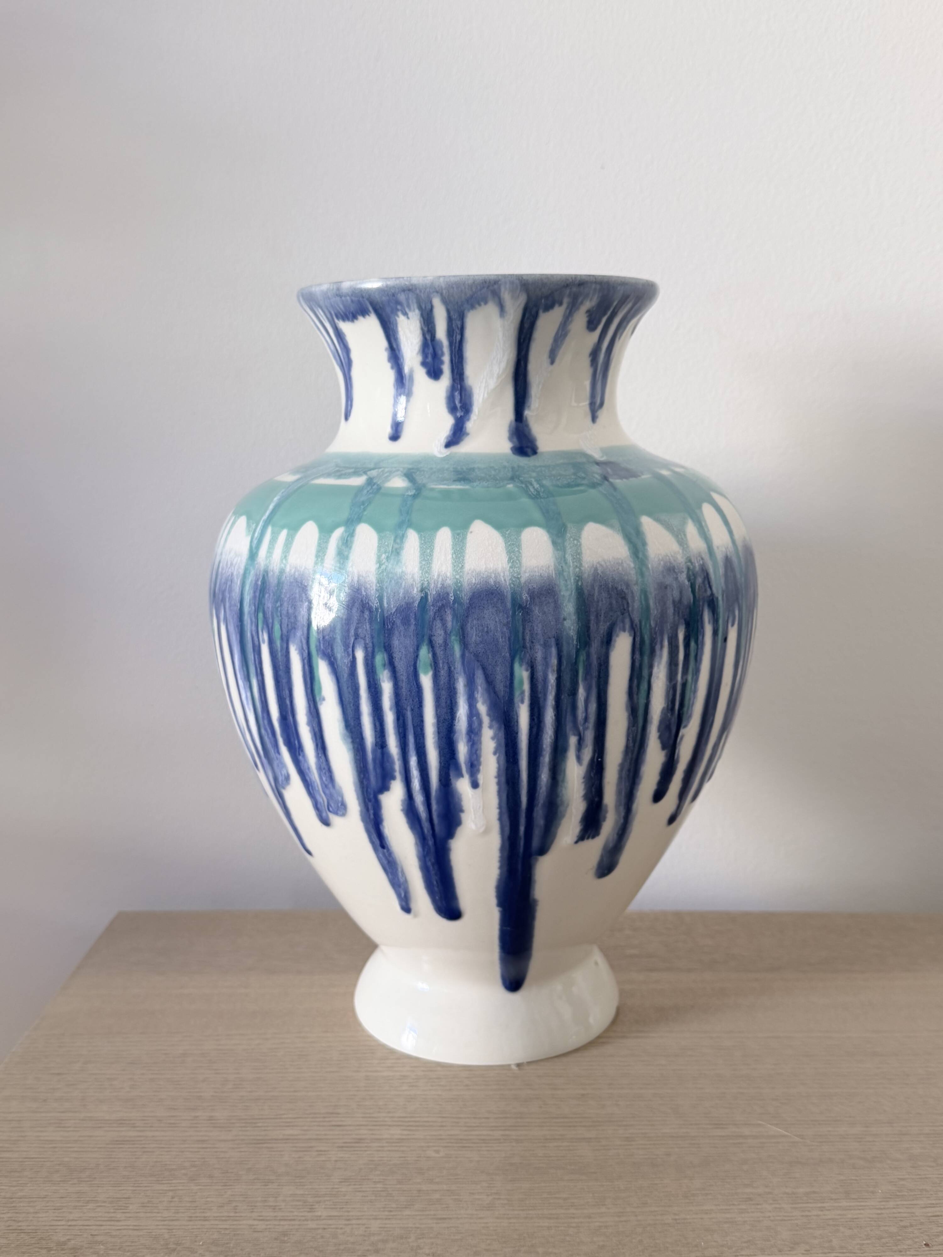 Large ancient sculptural vase in ceramic