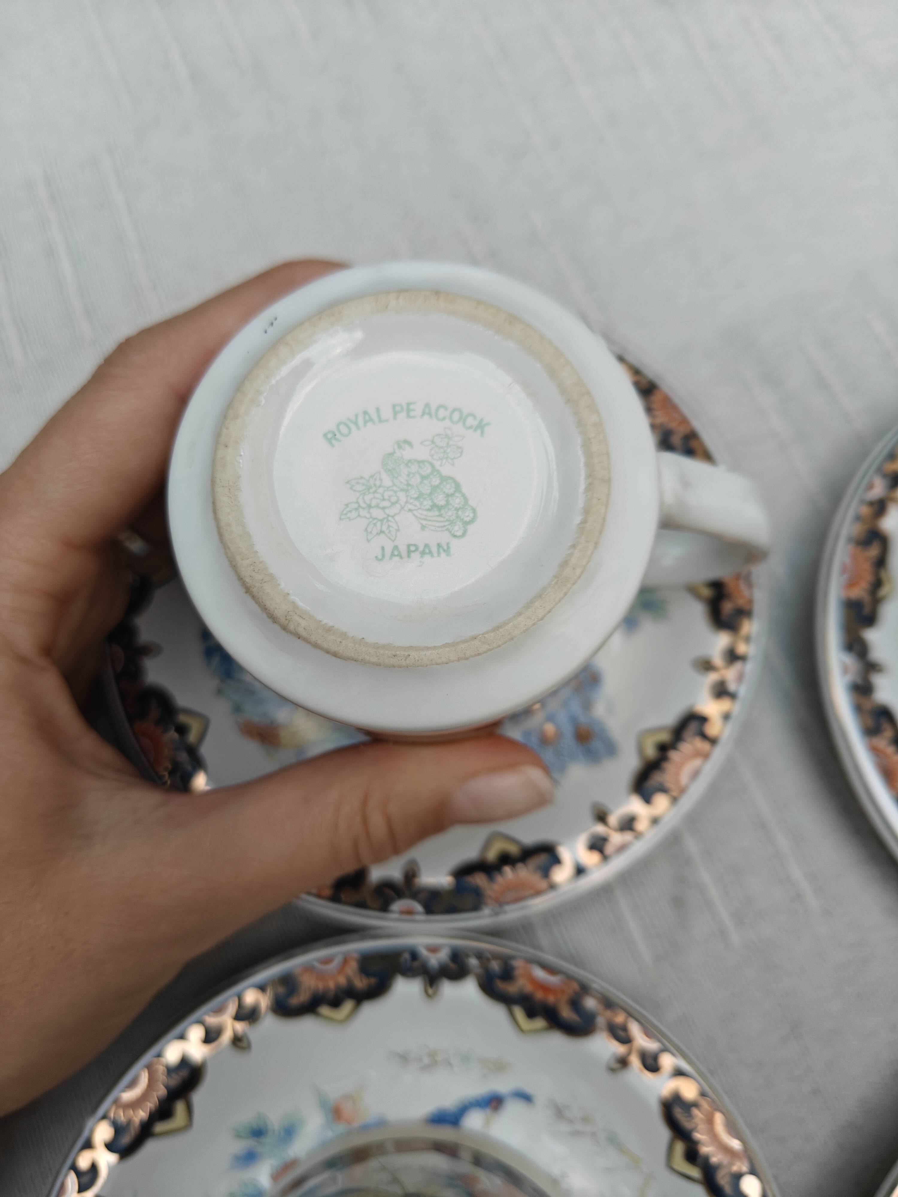 Vintage tea/coffee service in porcelain from Japan - Peacock birds