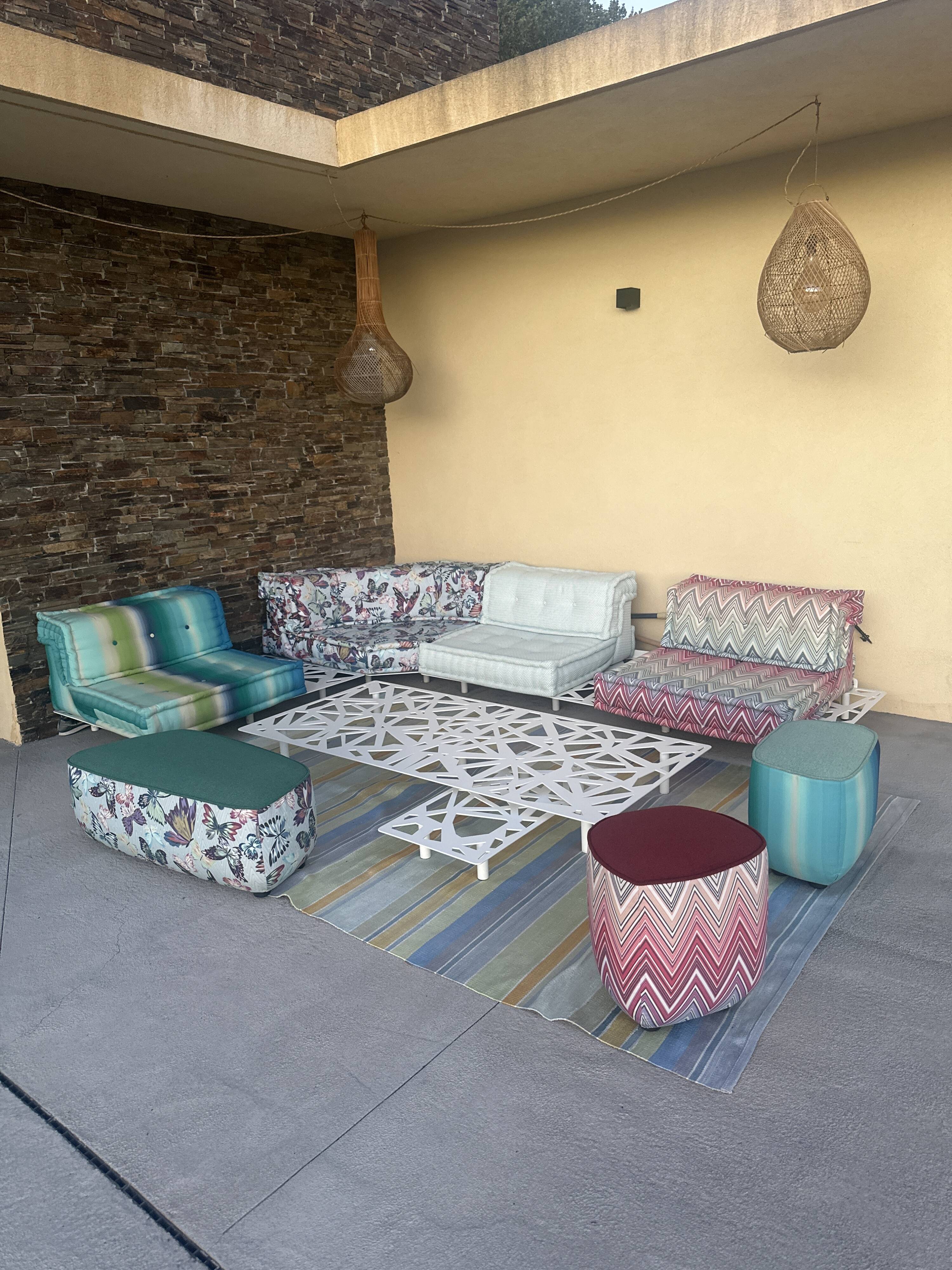 My outdoor jong roche bobois