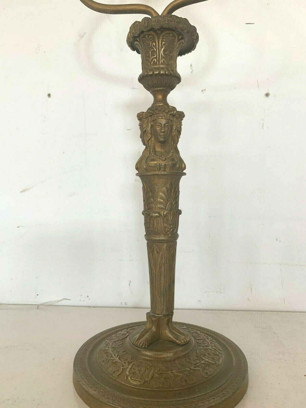 Louis XVI style lamp foot in chise bronze Caryatid decoration XX century