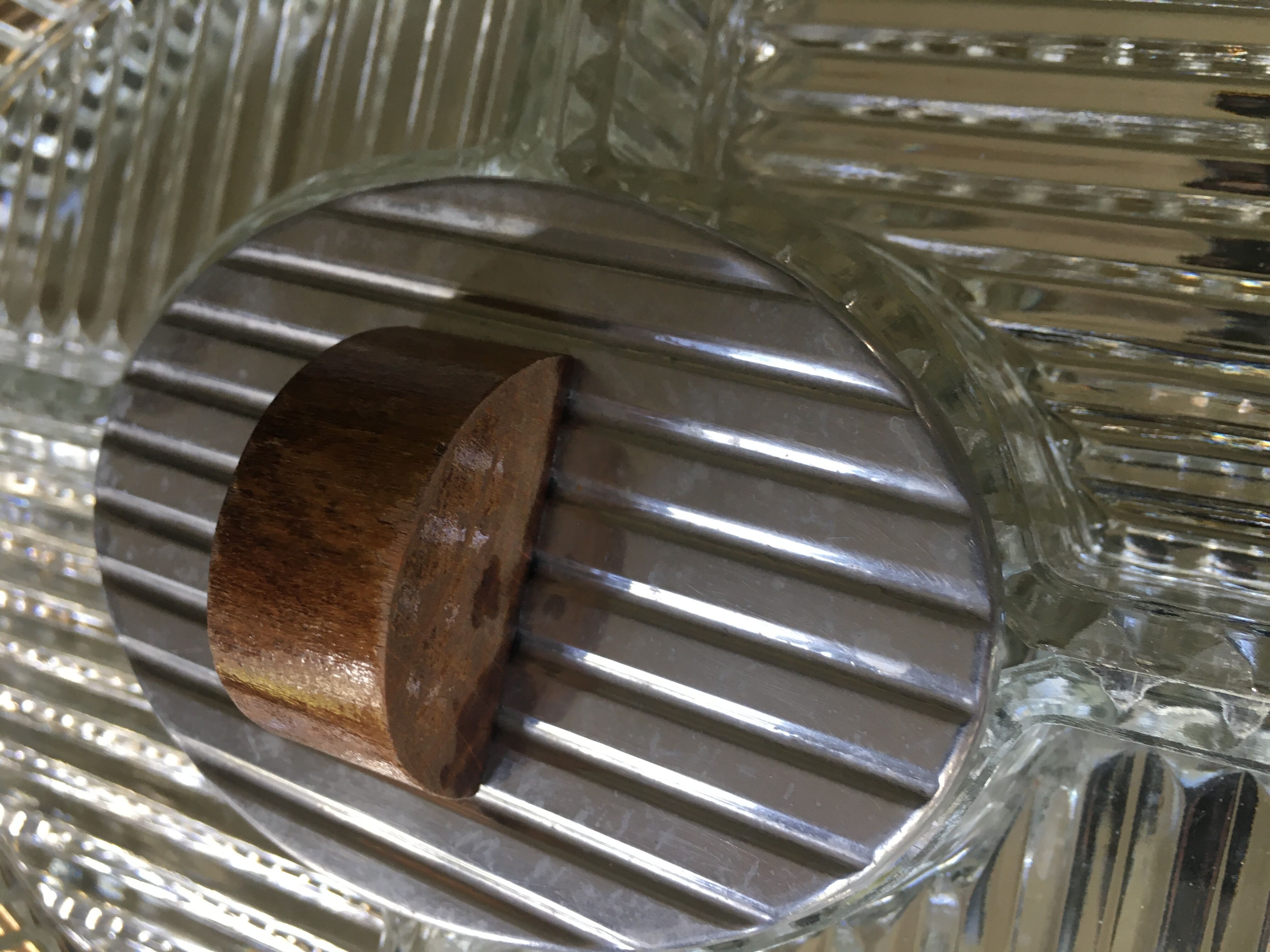 Servant tray, art deco center