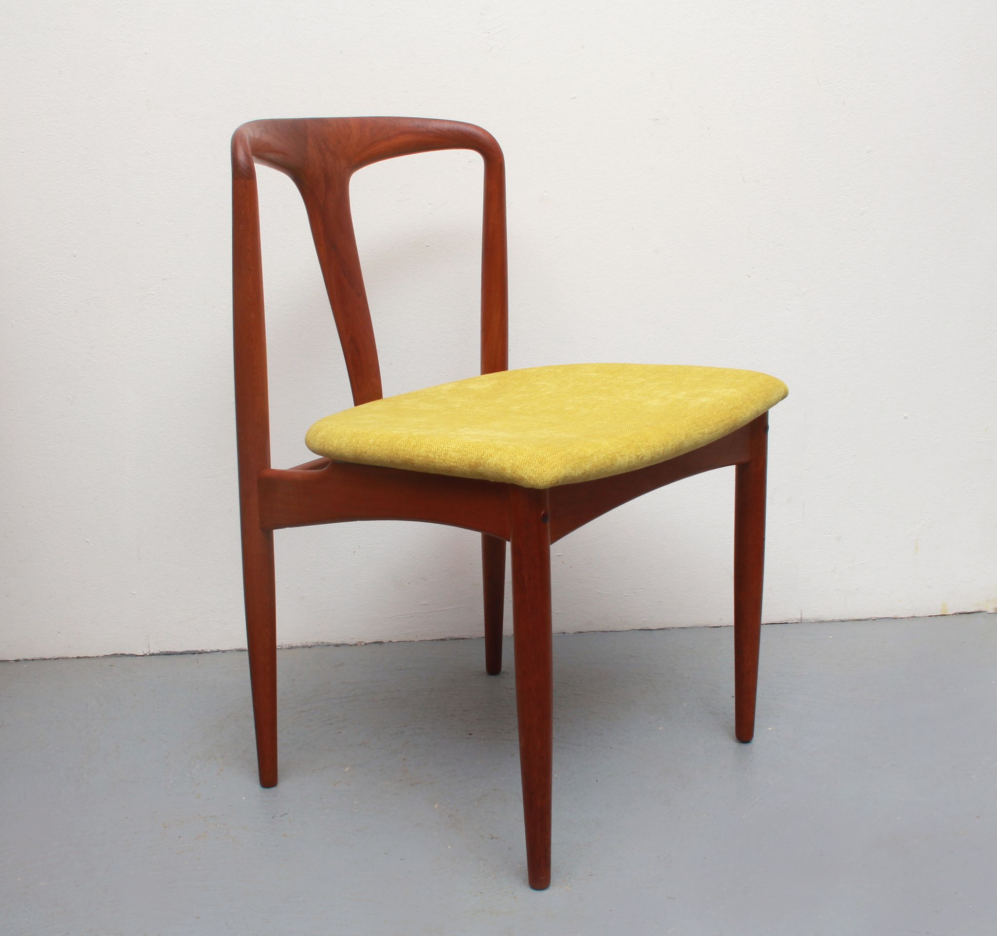 1960s chair teak Juliane from Johannes Andersen for Uldum, Dispo 6