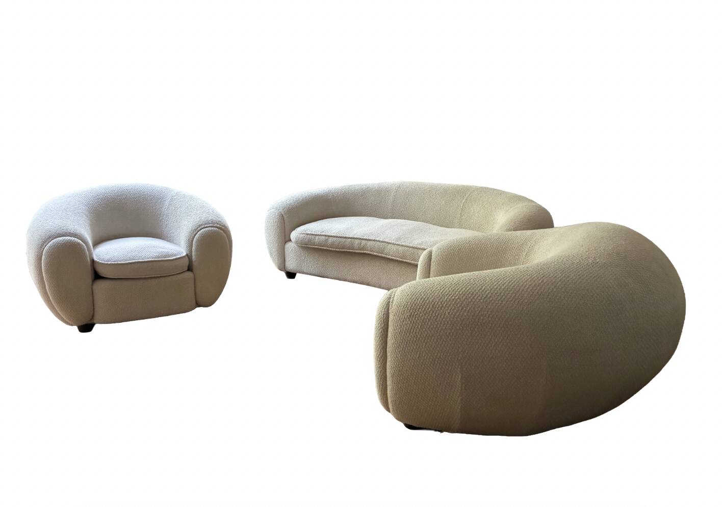 Curved sofa set "Polar Bear" called "Banana" in white boucle.