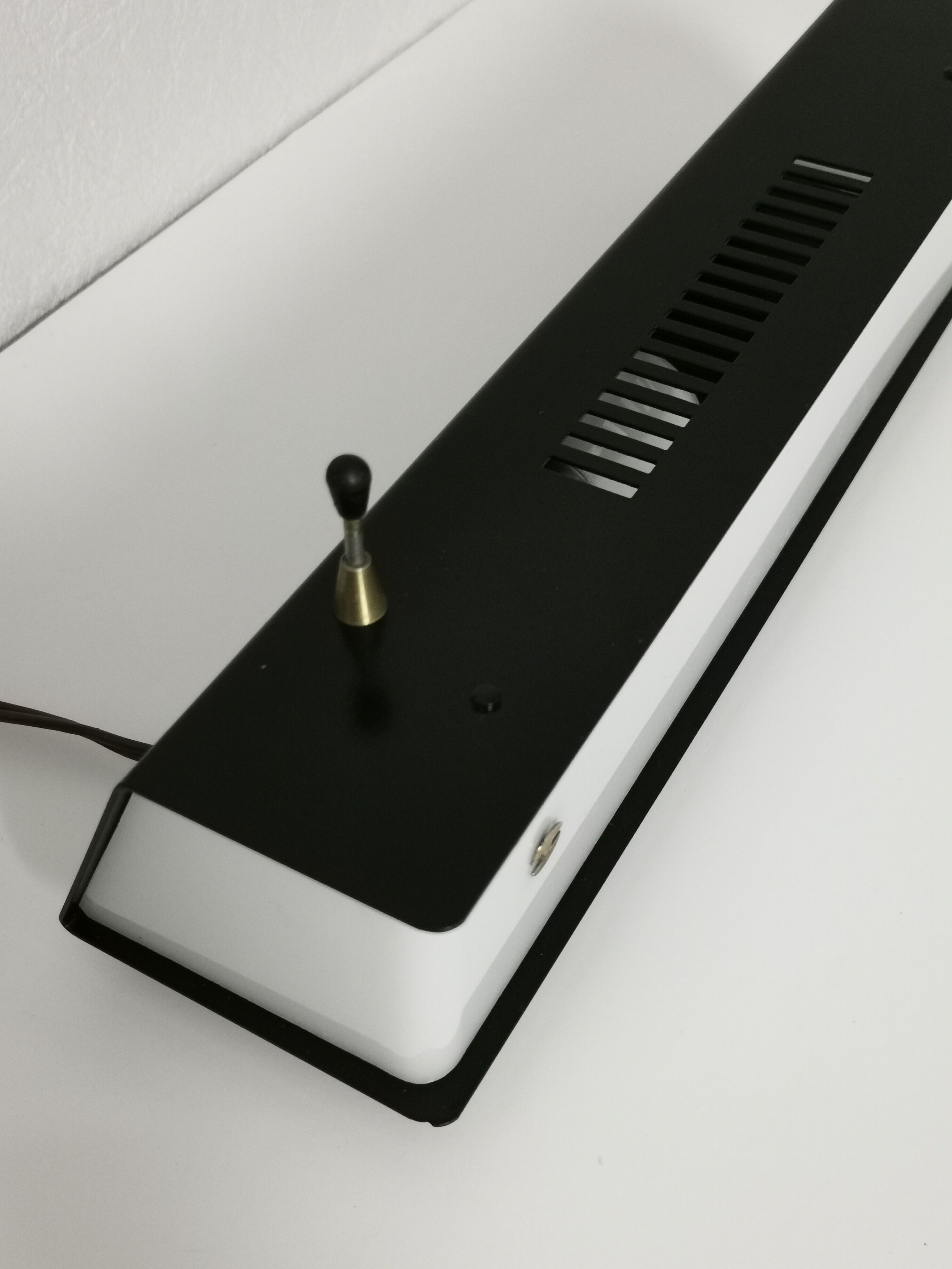 Arlus House metal plexiglass horizontal lamp, France, 1960