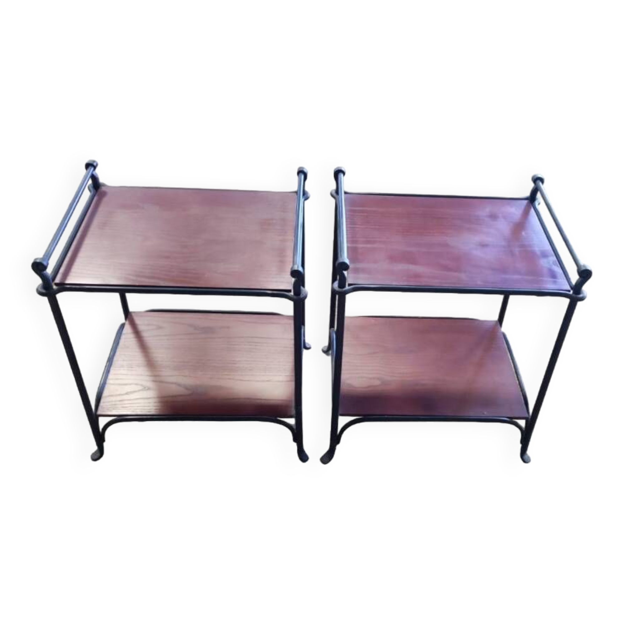 Paire de tables de chevet en fer forgé et bois