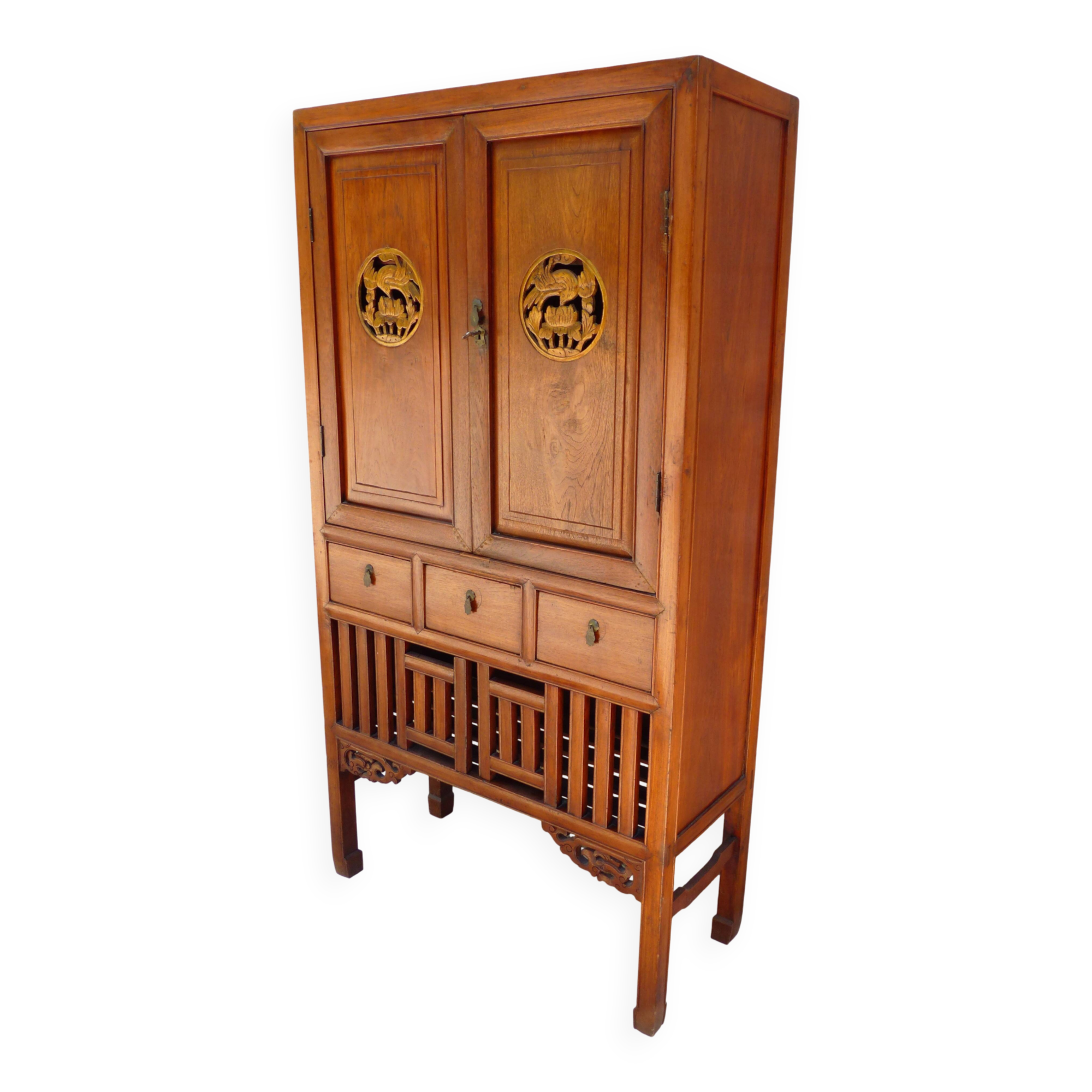 Antique Asian wardrobe in solid wood – Indonesia / Java