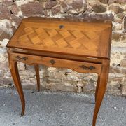Bureau de pente scriban Dos d’Âne style Louis XV merisier 1970