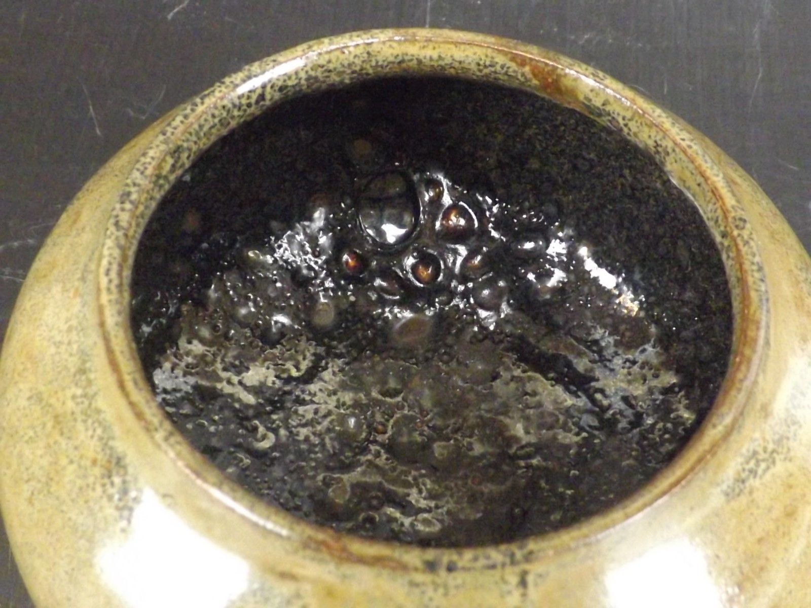 1983 sandstone cut enamels shiny and glaze cooking inside Bullée,Signed