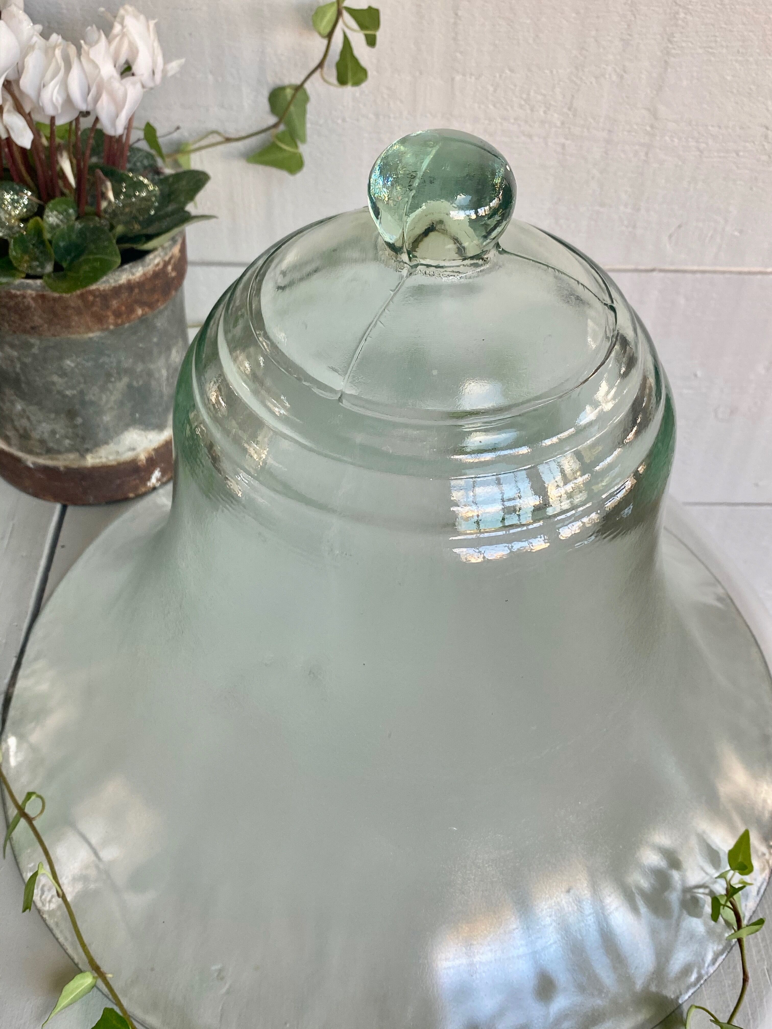 Market gardener's bell