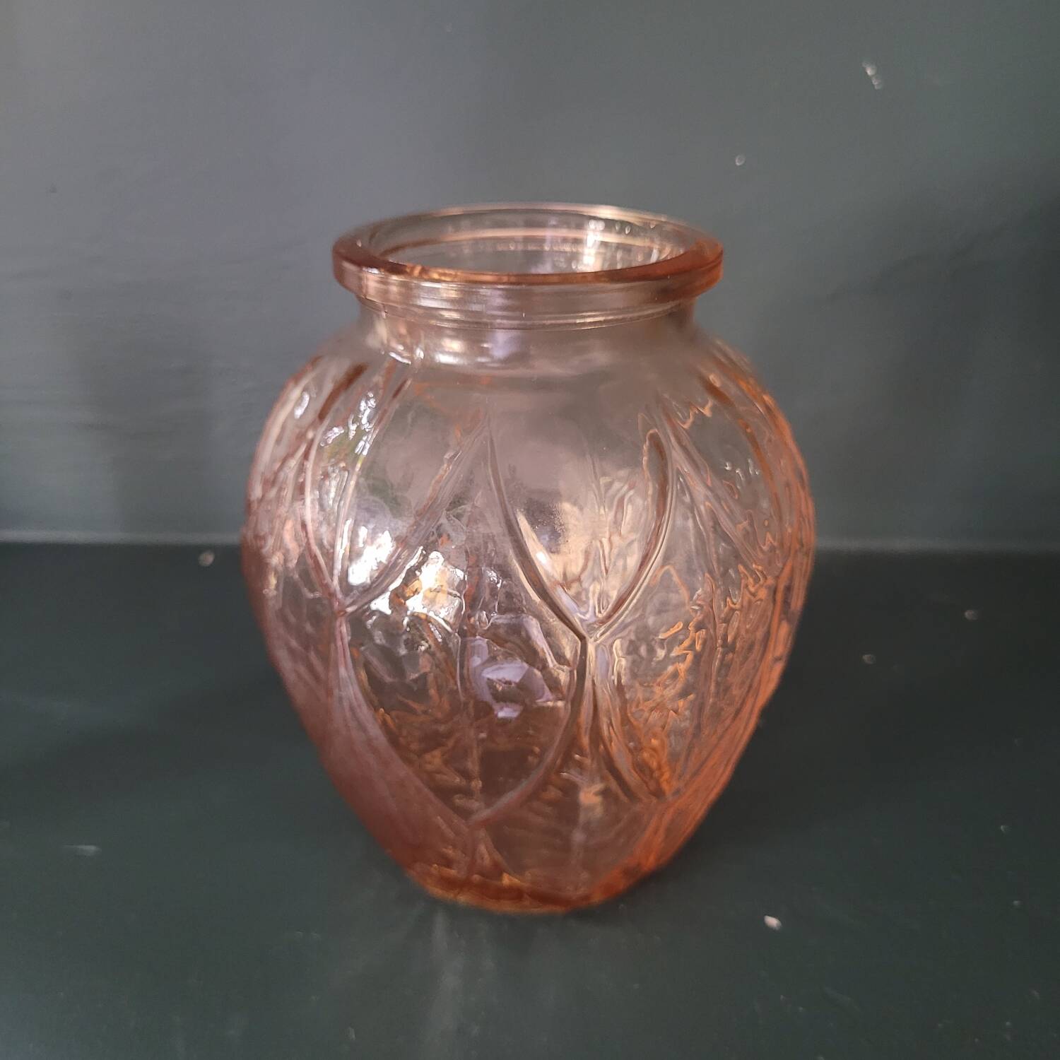 Molded pink glass vase – Art Deco style 1930s