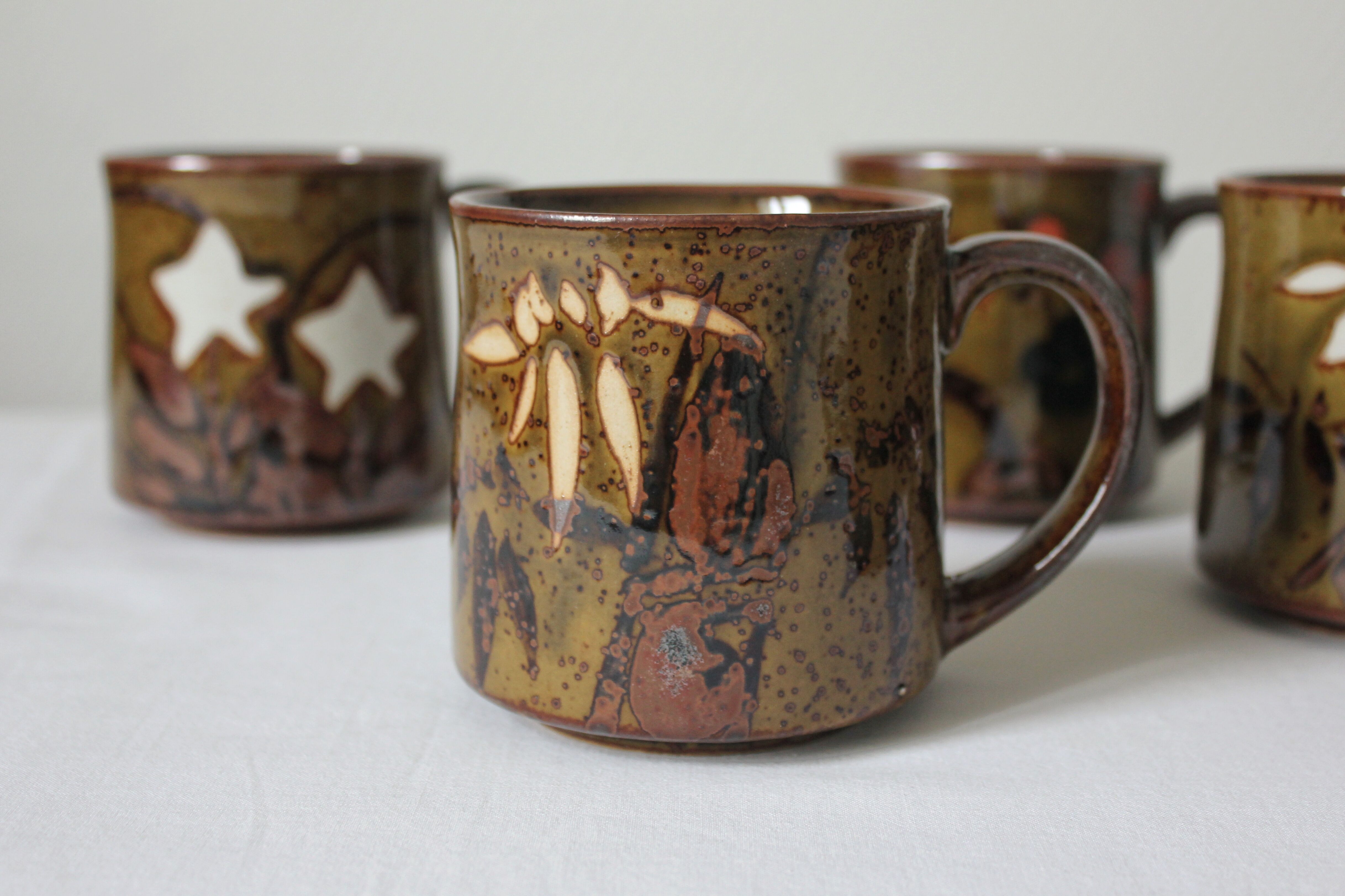 6 mugs en grès flambé vintage années 70