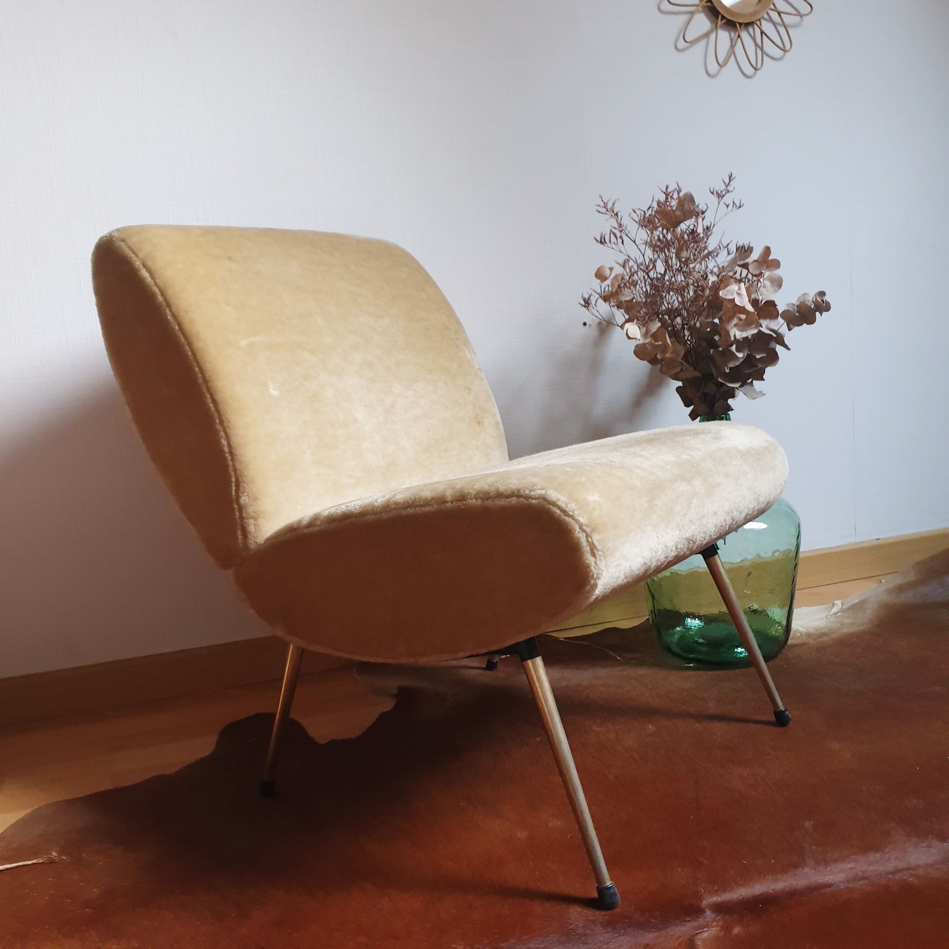 Kiss heater armchair from the house Pelfran vintage 60s perfect condition