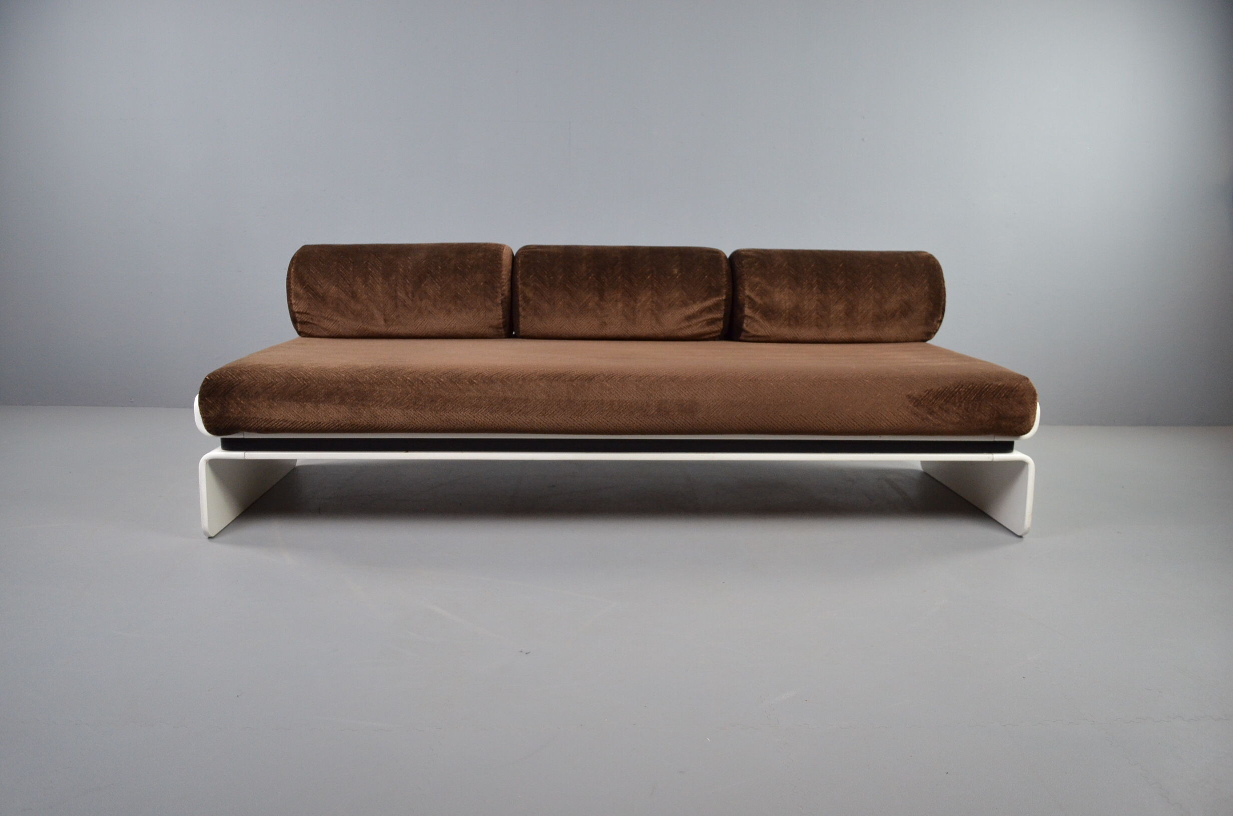 COR 'Orbis' daybed by Luigi Colani 1970
