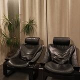 Paire de fauteuils Kroken