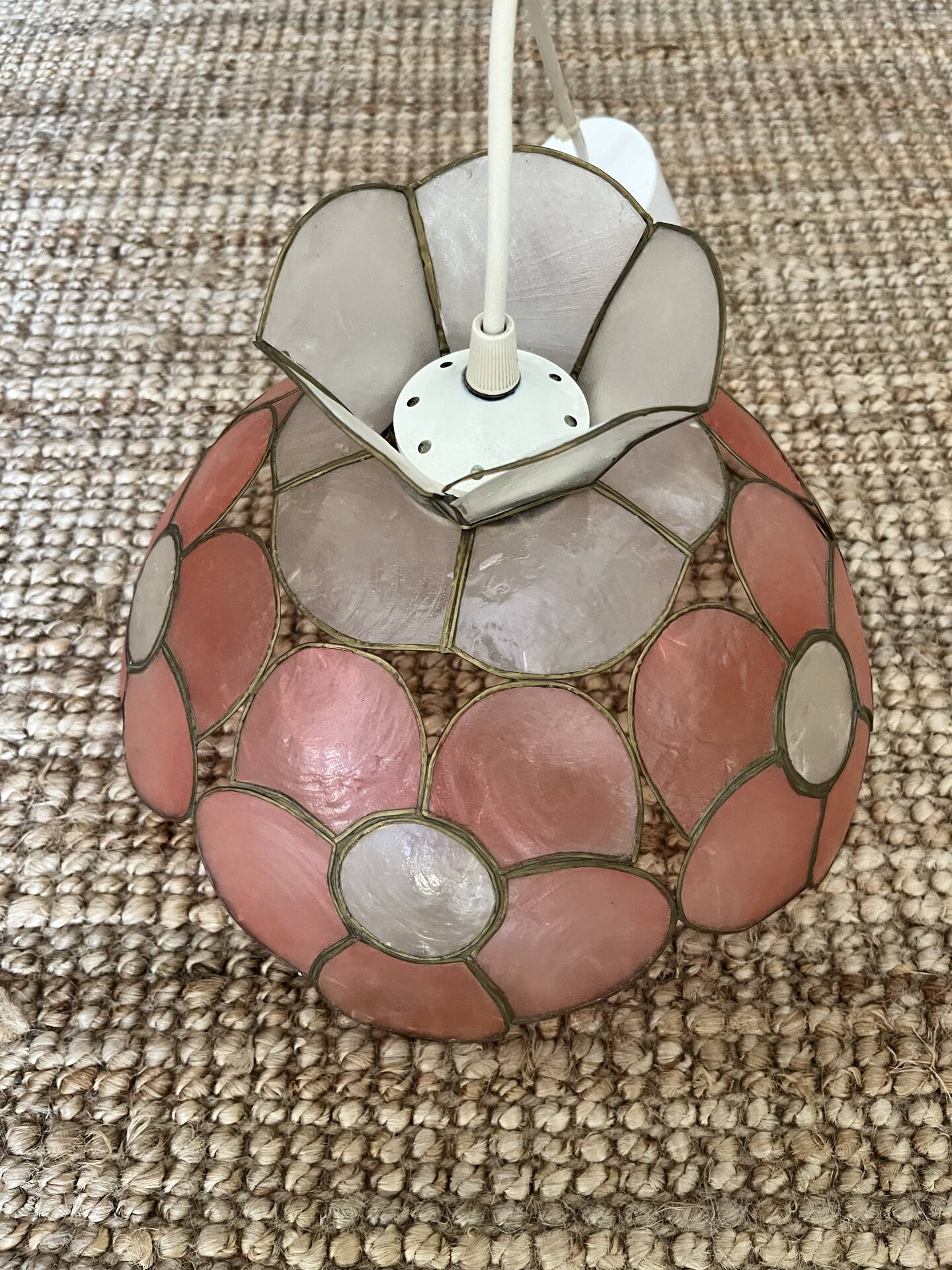 Mother-of-pearl pendant