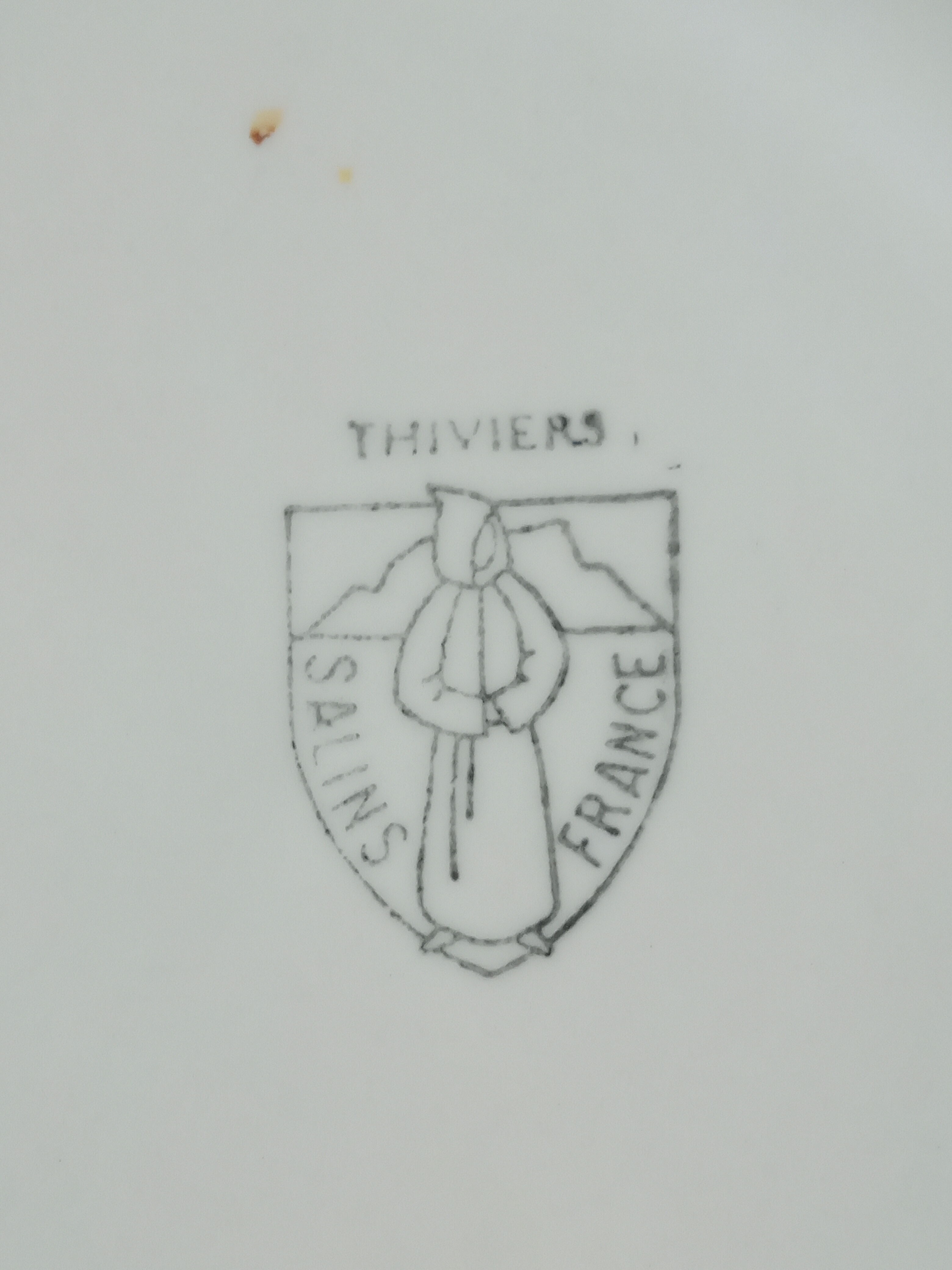 Six assiettes de Salins années 50