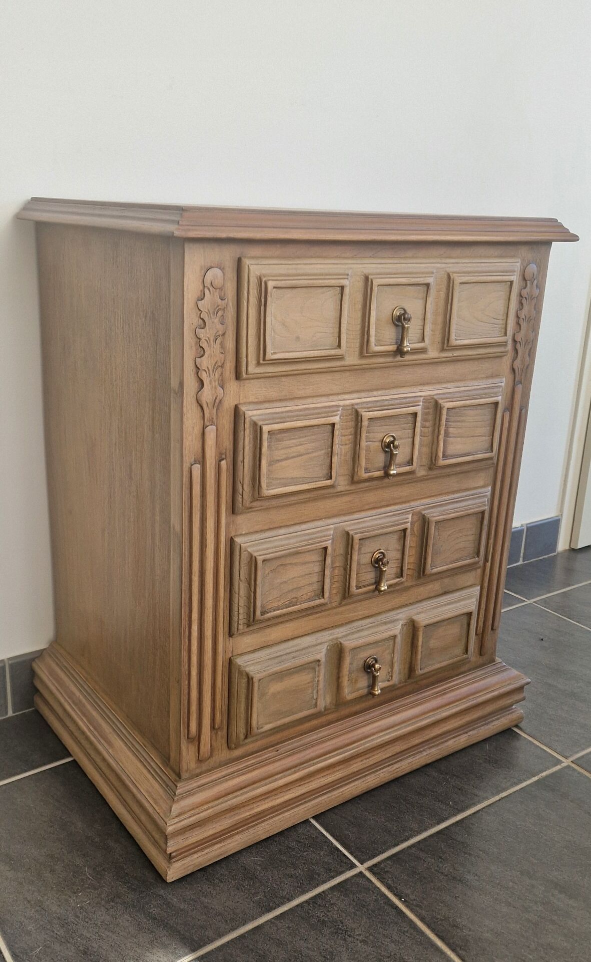 Oak and pine chest of drawers, 1950s.