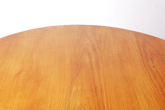 Bauhaus tubular steel cantilever table with underpanel ST 41 by Robert Slezák company