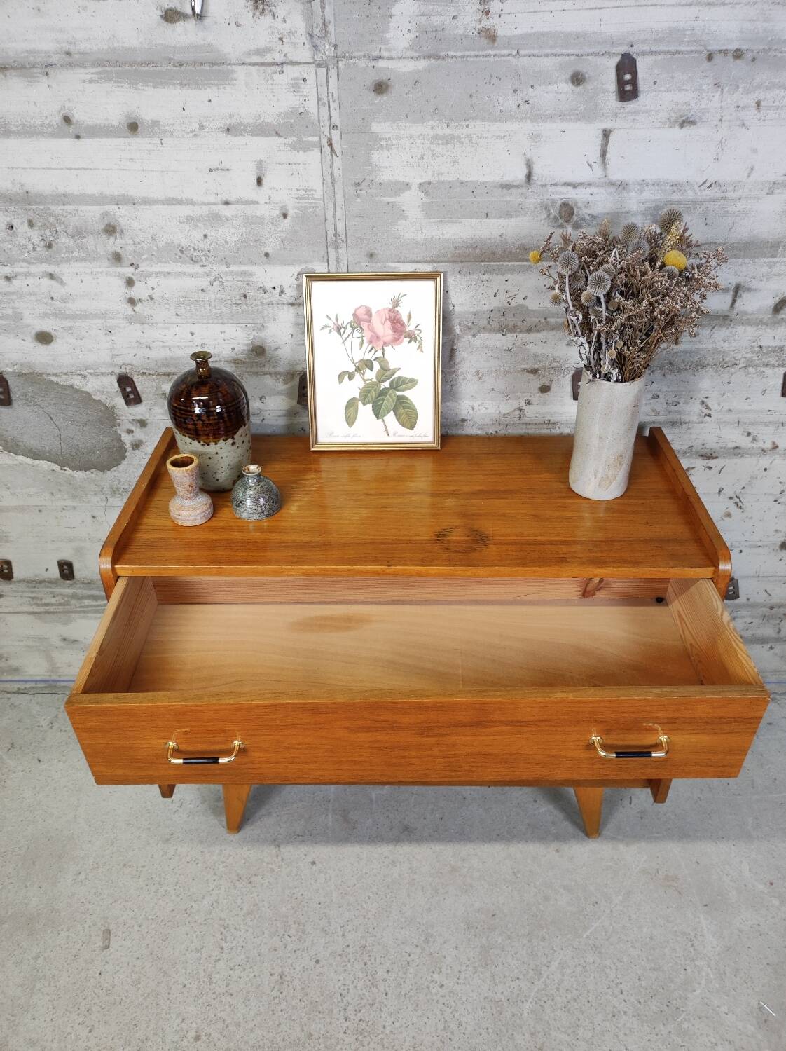Commode vintage