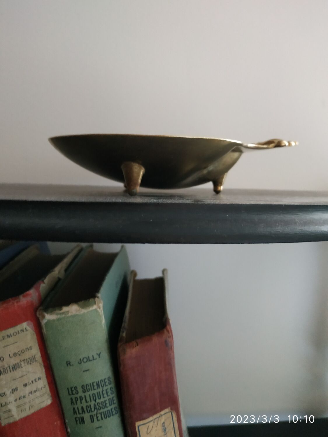Empty brass pocket