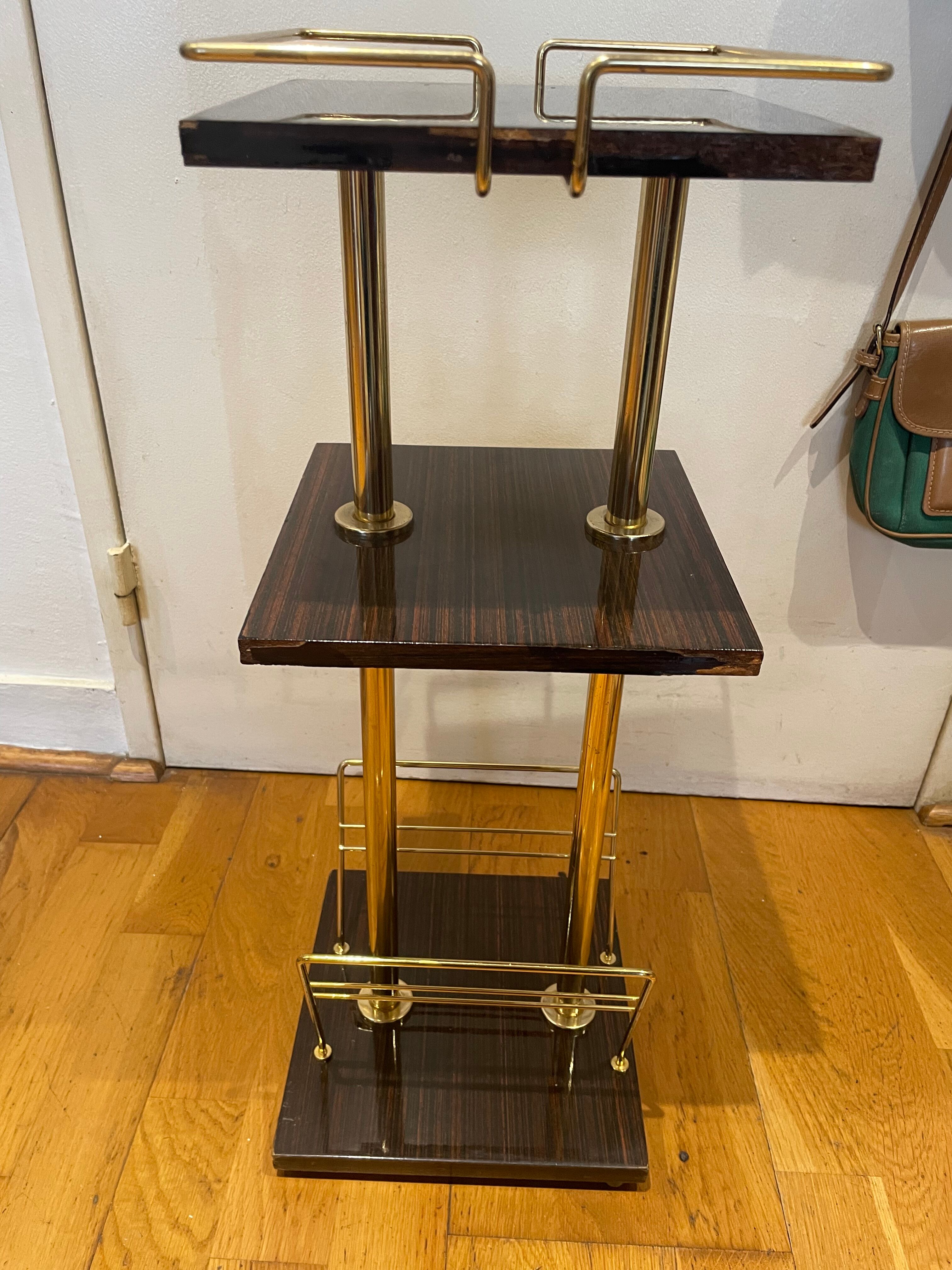 Sellette, porte revue formica et métal doré