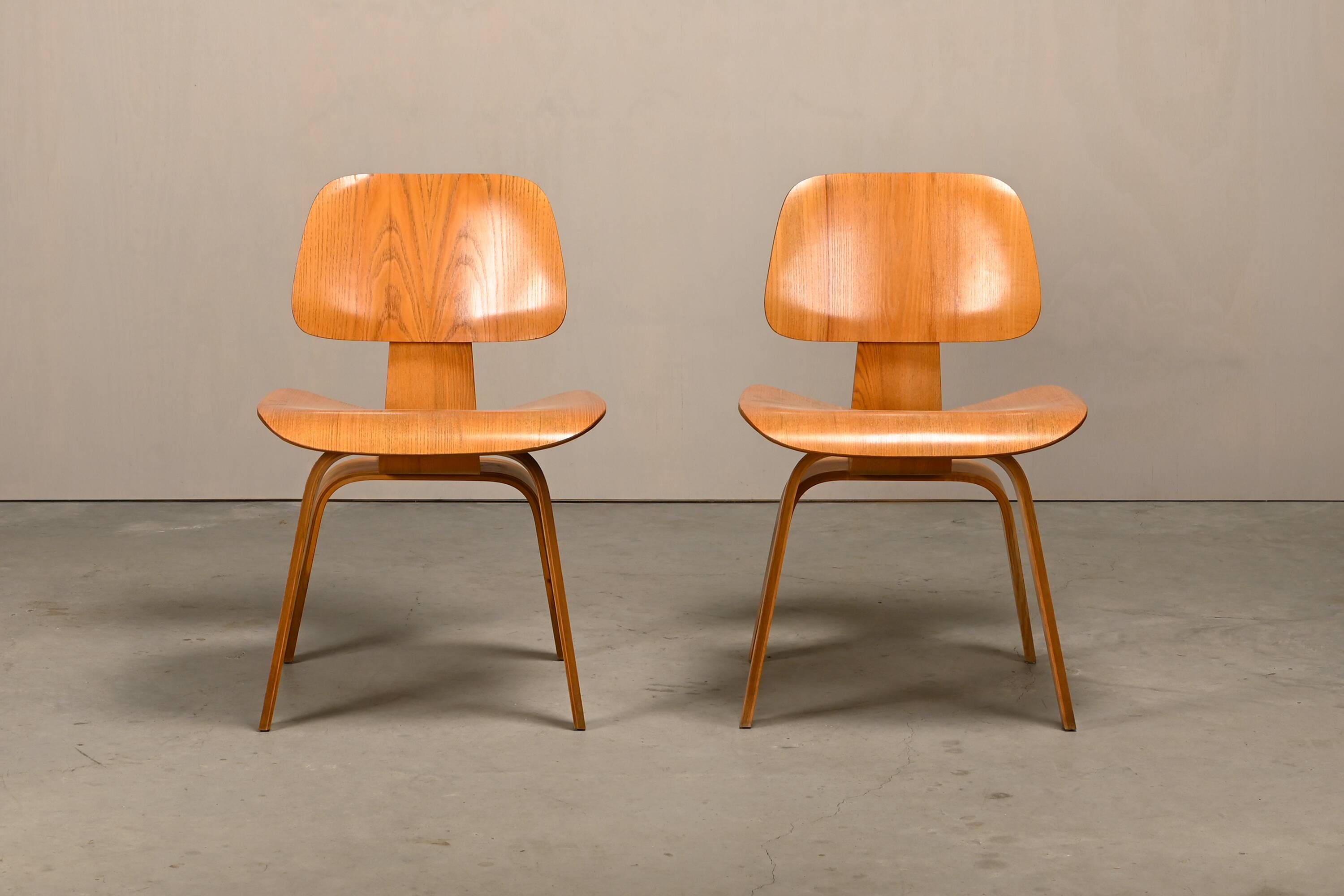 Charles and Ray Eames Early DCW Ash Plywood Dining Chairs for Herman Miller