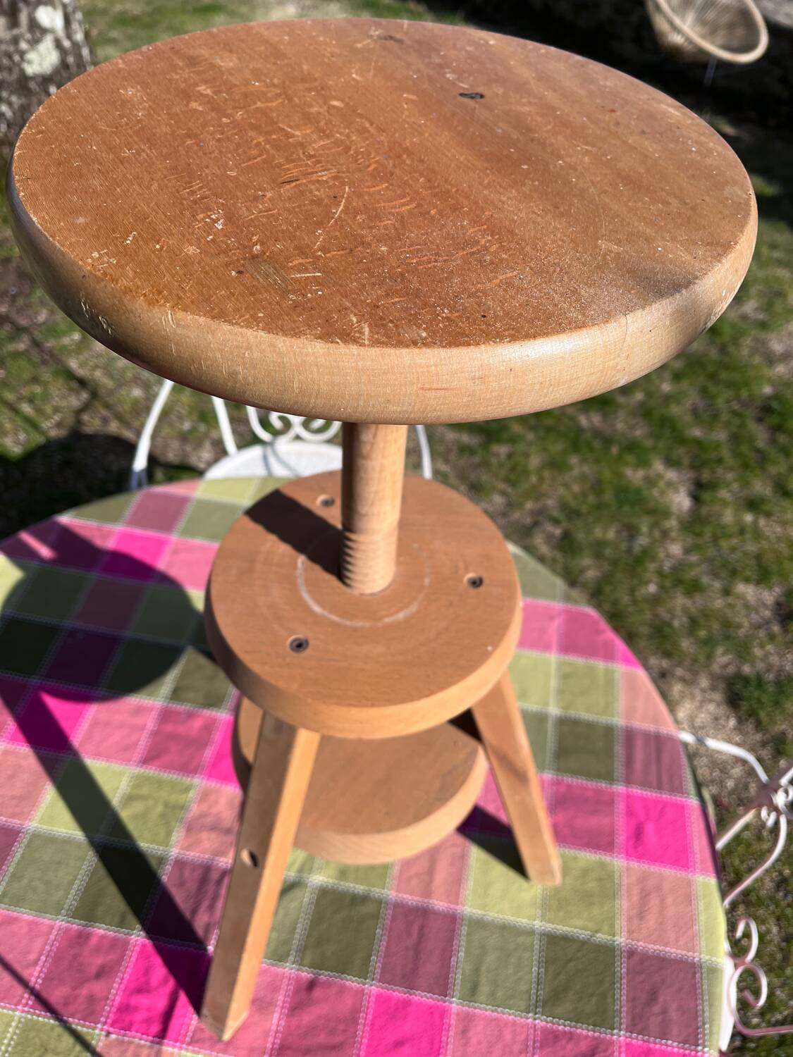 Painter's screw stool