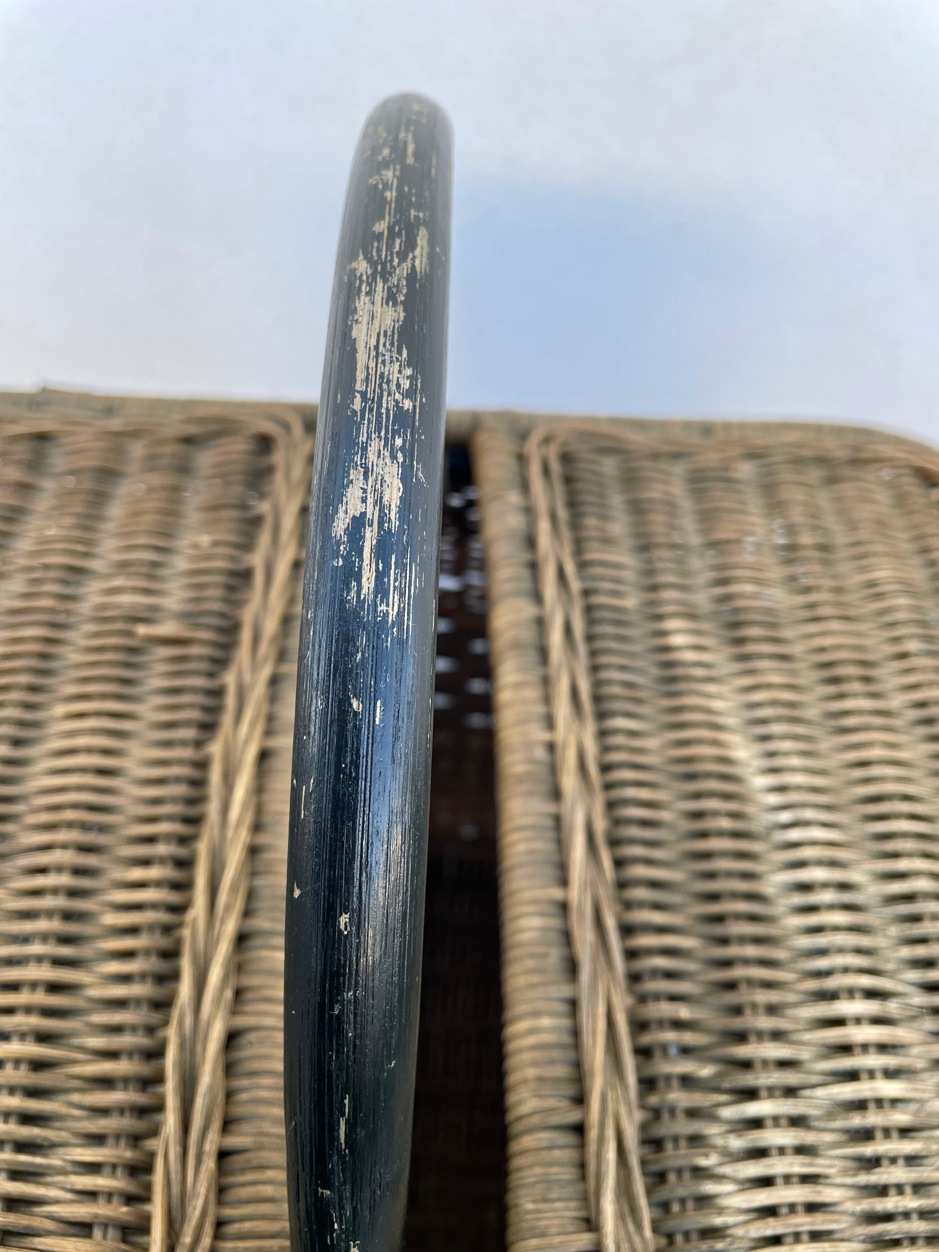 Rattan marrow basket