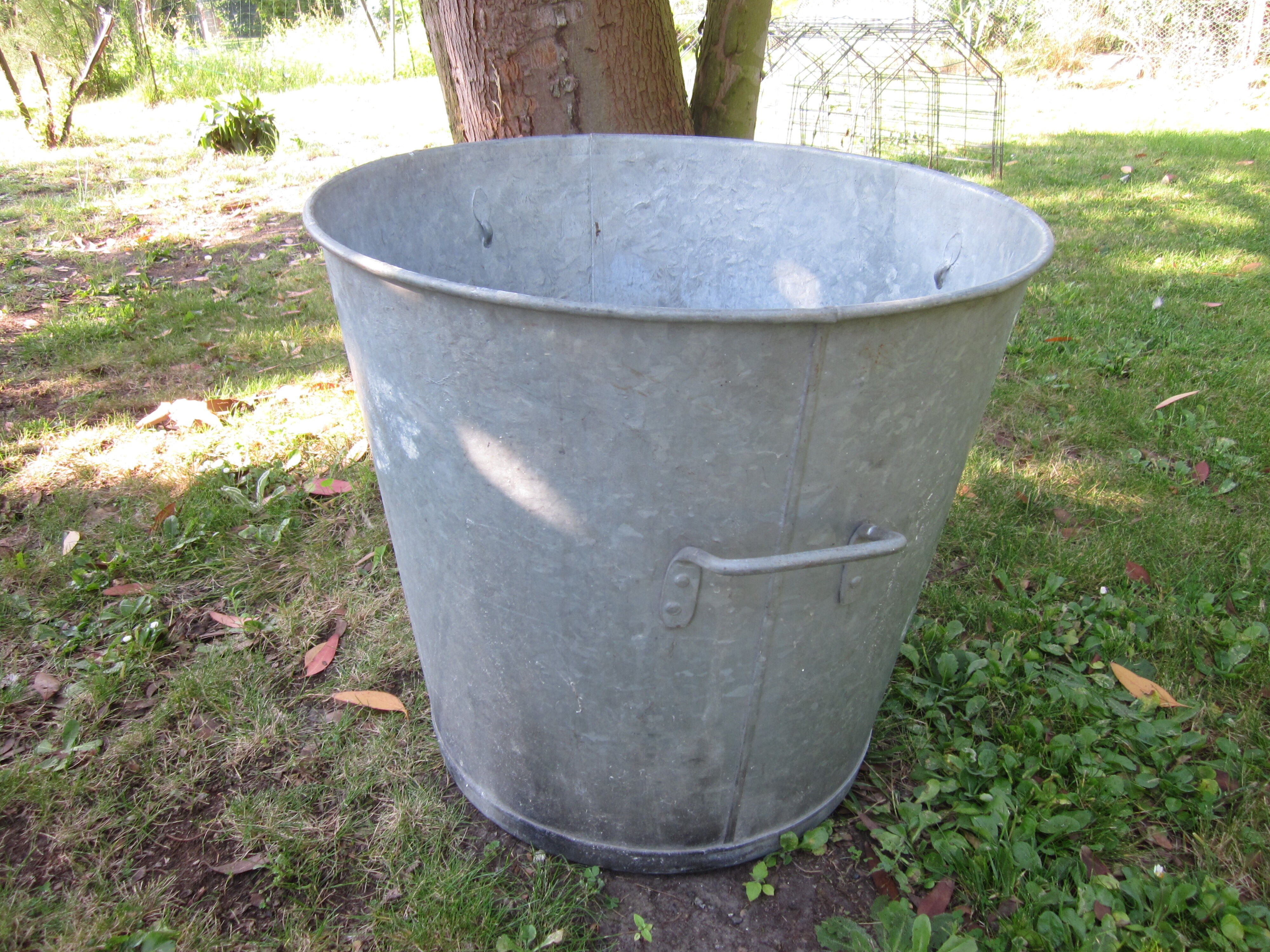 Zinc basin