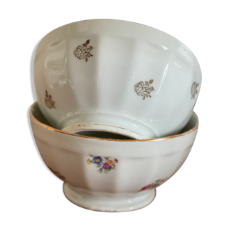 Deux bols fleurs et motifs dorés